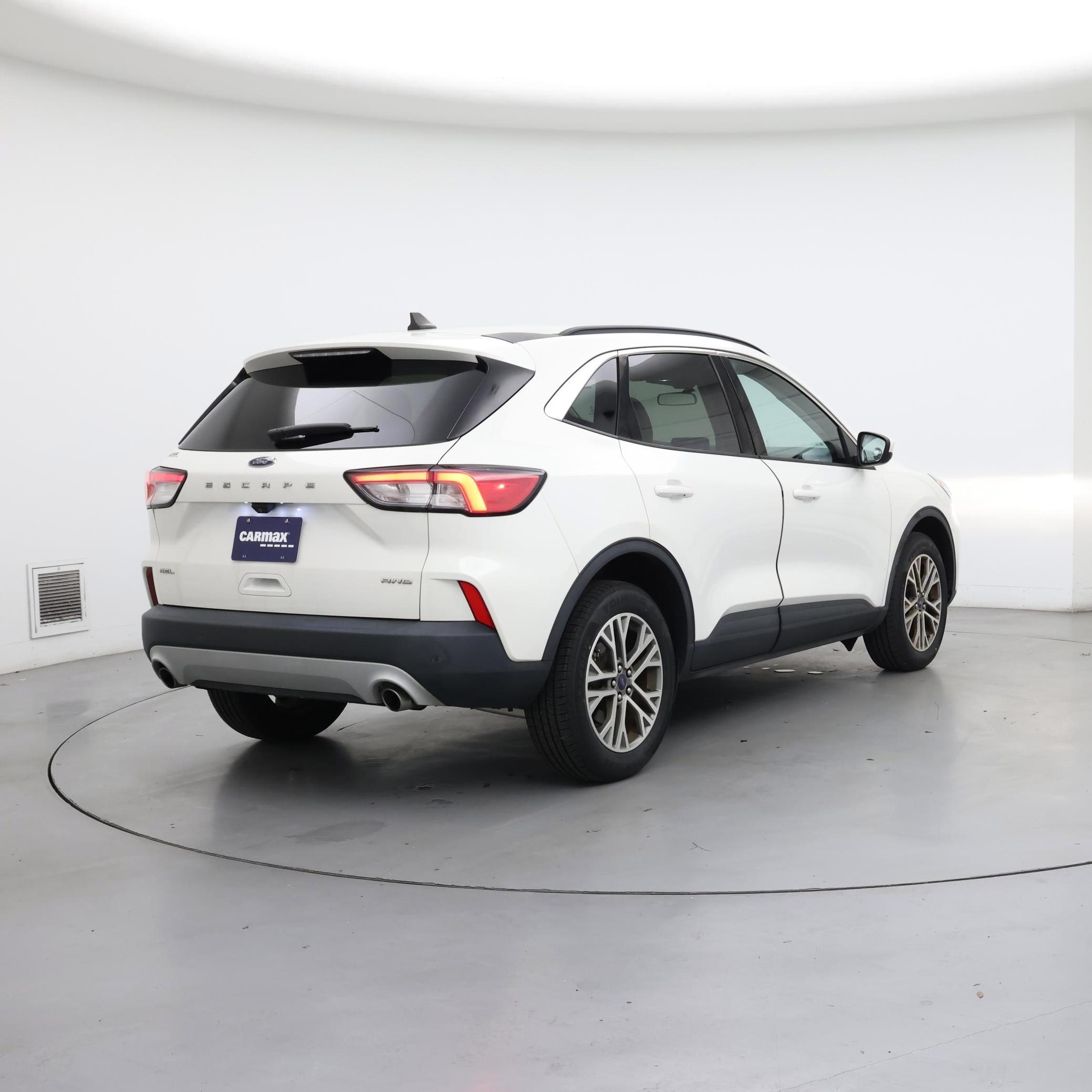 Thumbnail: 2021 Ford Escape - 8