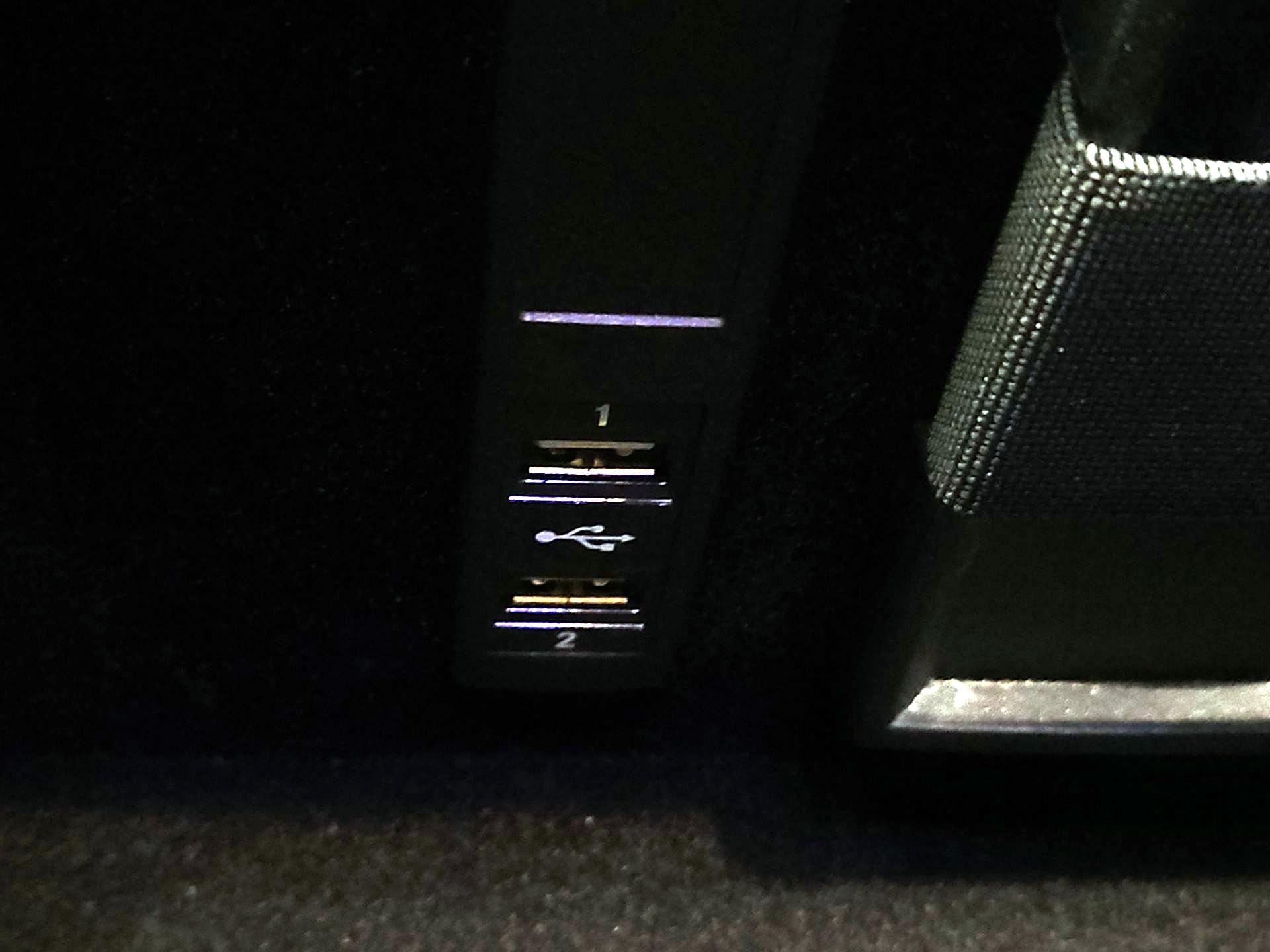 Thumbnail: 2015 Mercedes-Benz S-Class - 19