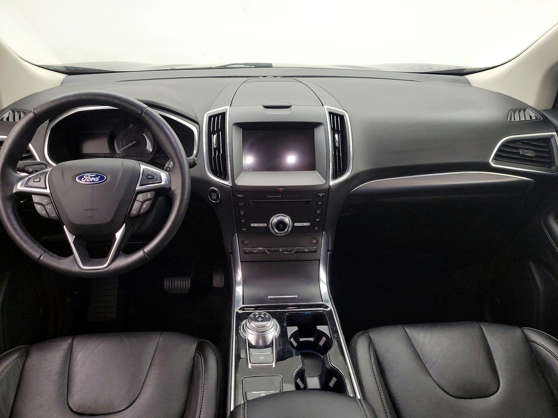 Thumbnail: 2019 Ford Edge - 9