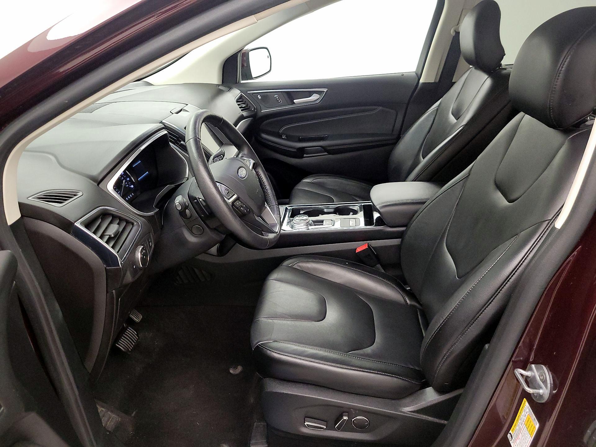Thumbnail: 2019 Ford Edge - 11