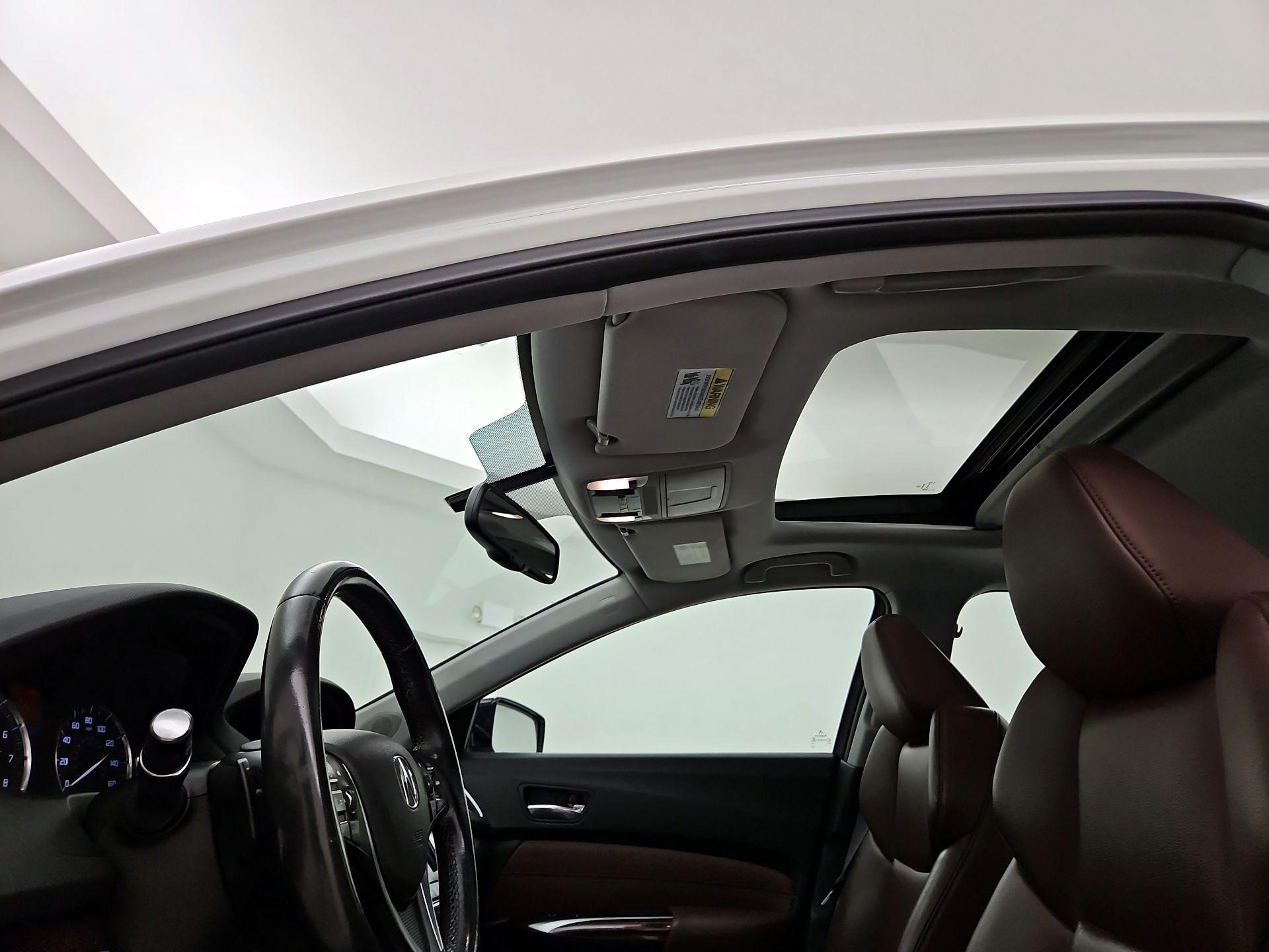 Thumbnail: 2016 Acura TLX - 19