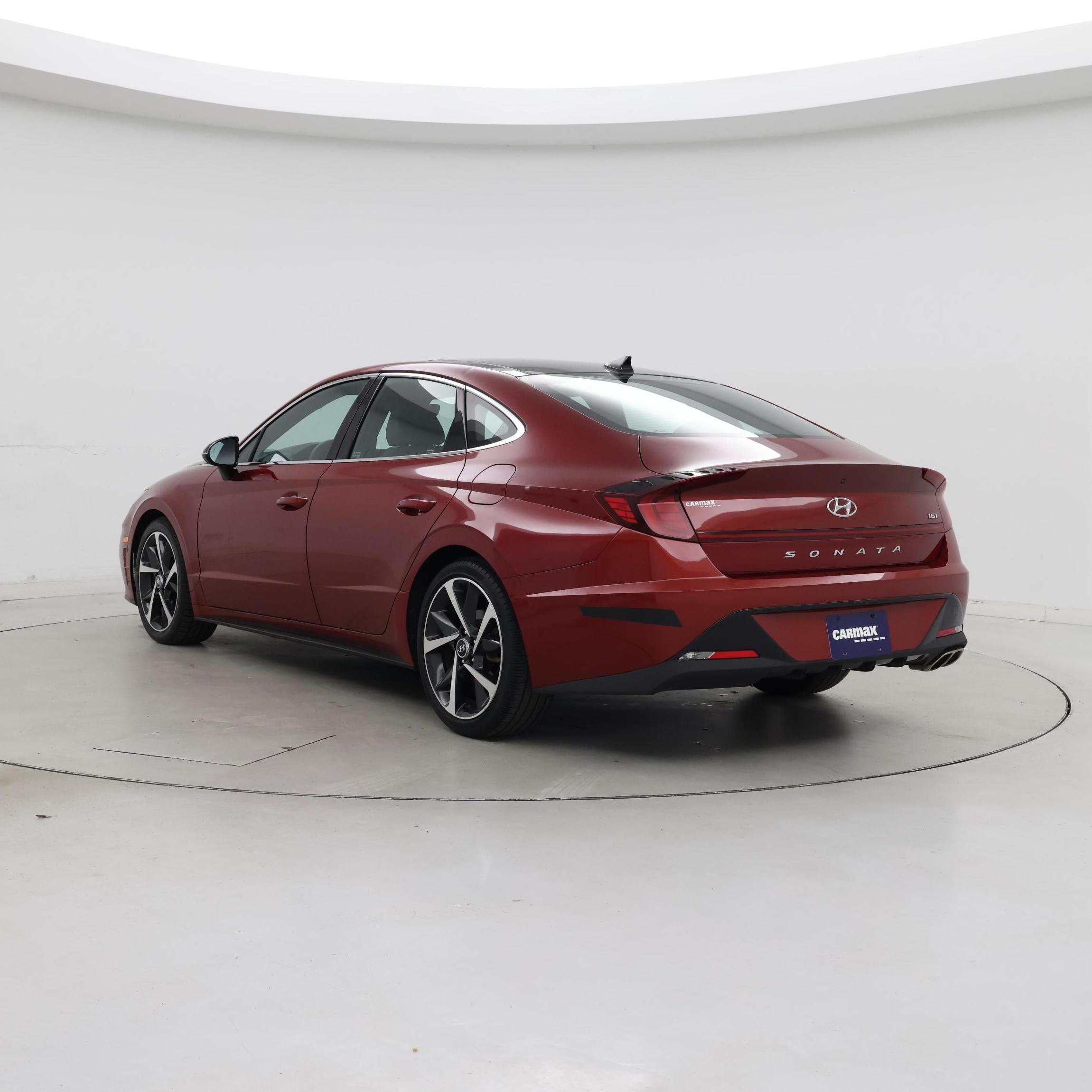 Thumbnail: 2023 Hyundai Sonata - 2