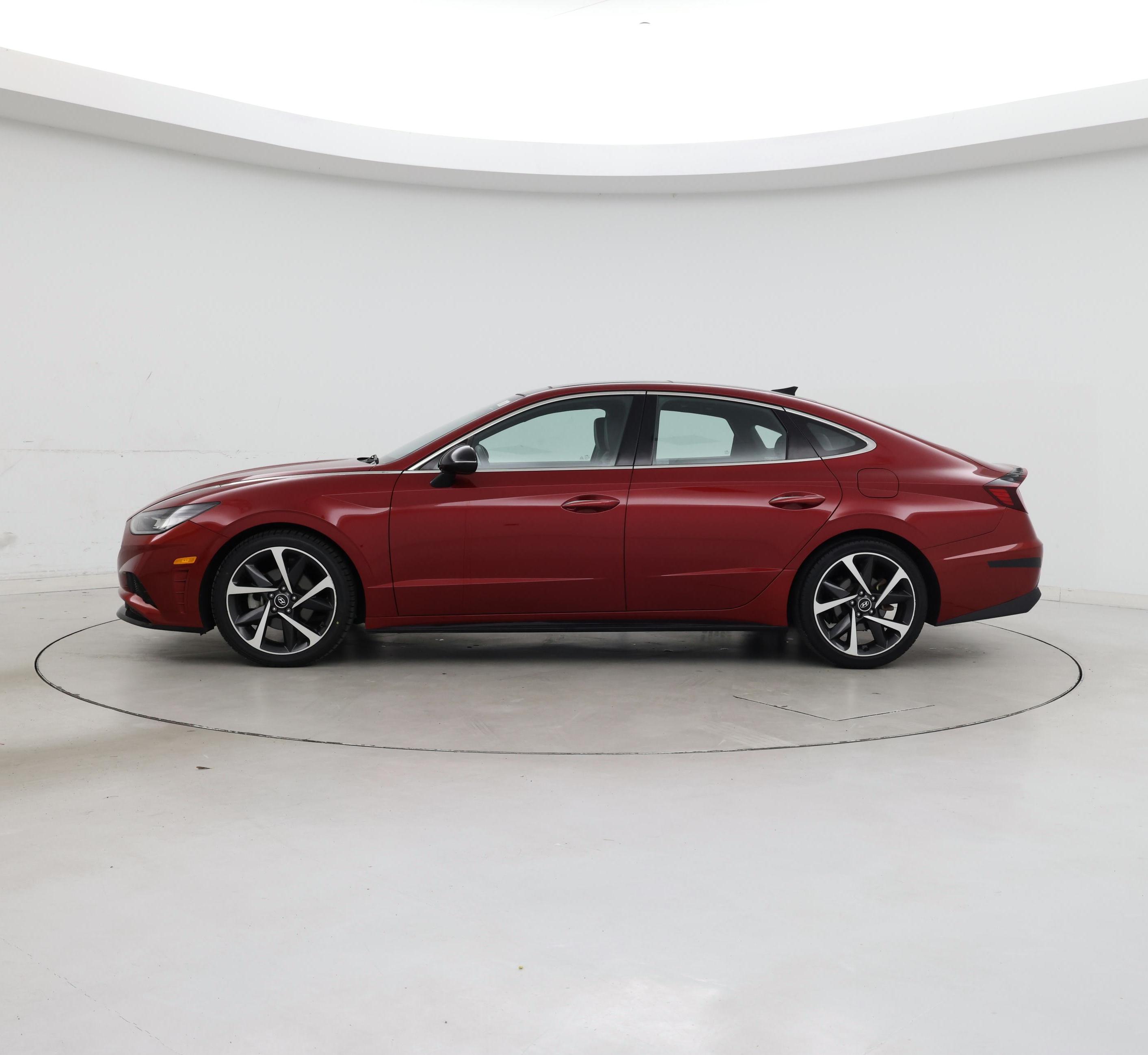 Thumbnail: 2023 Hyundai Sonata - 3