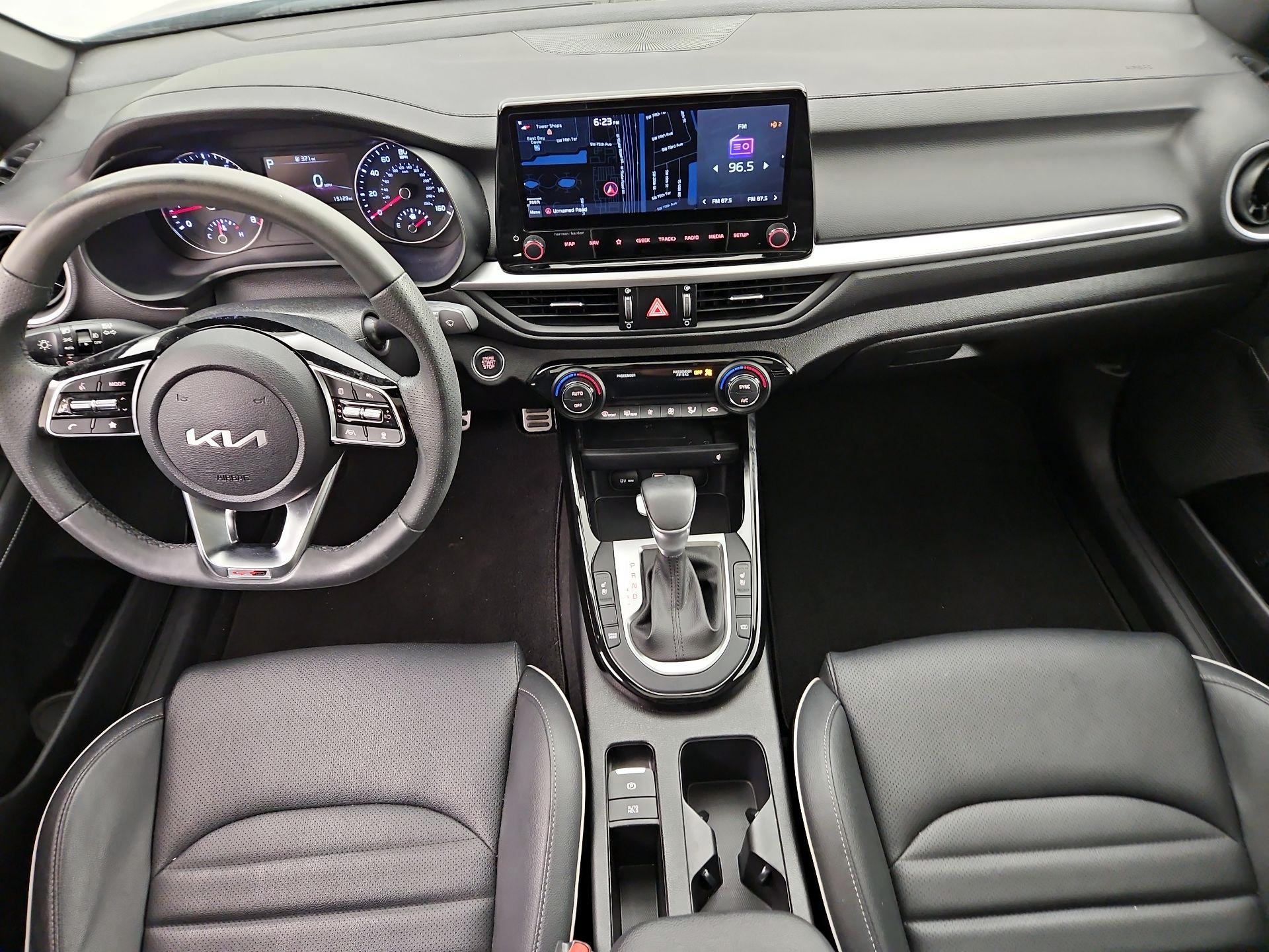 Thumbnail: 2022 Kia Forte - 9