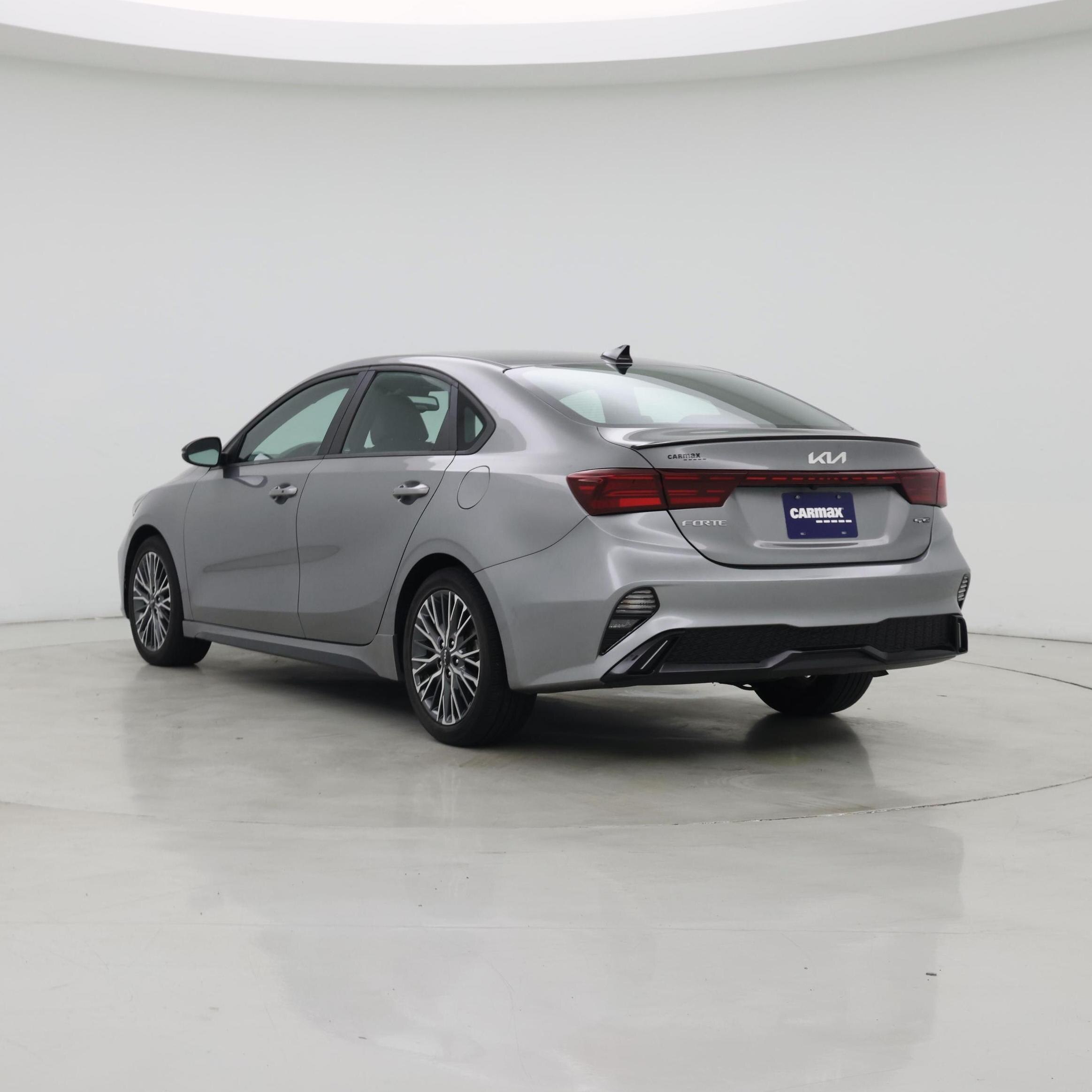 Thumbnail: 2022 Kia Forte - 2