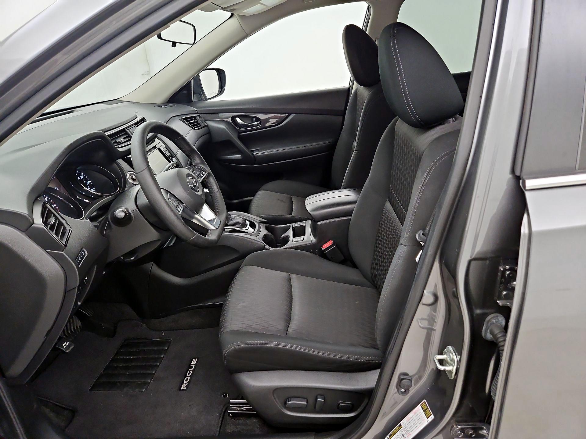 Thumbnail: 2020 Nissan Rogue - 11