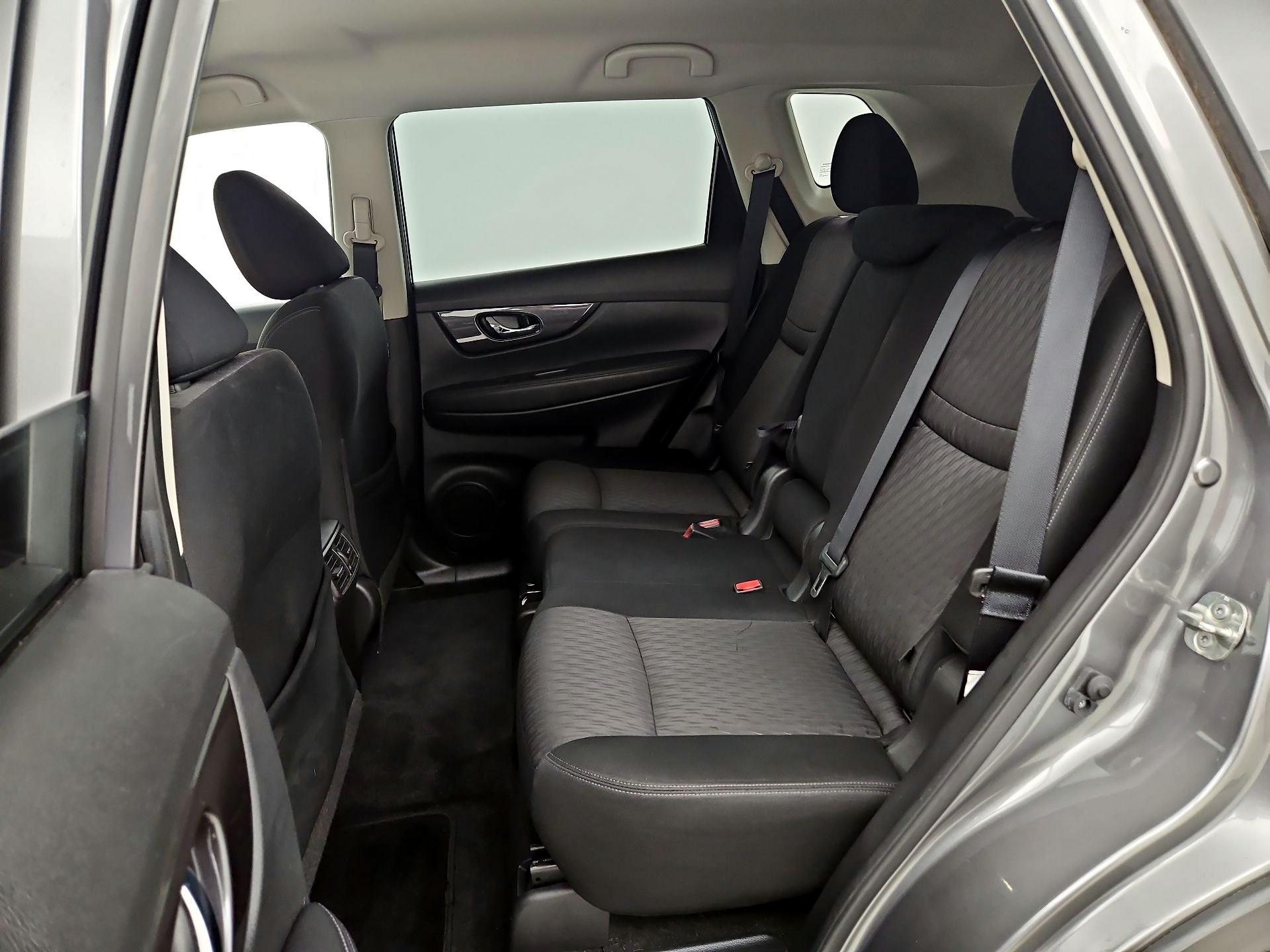 Thumbnail: 2020 Nissan Rogue - 19