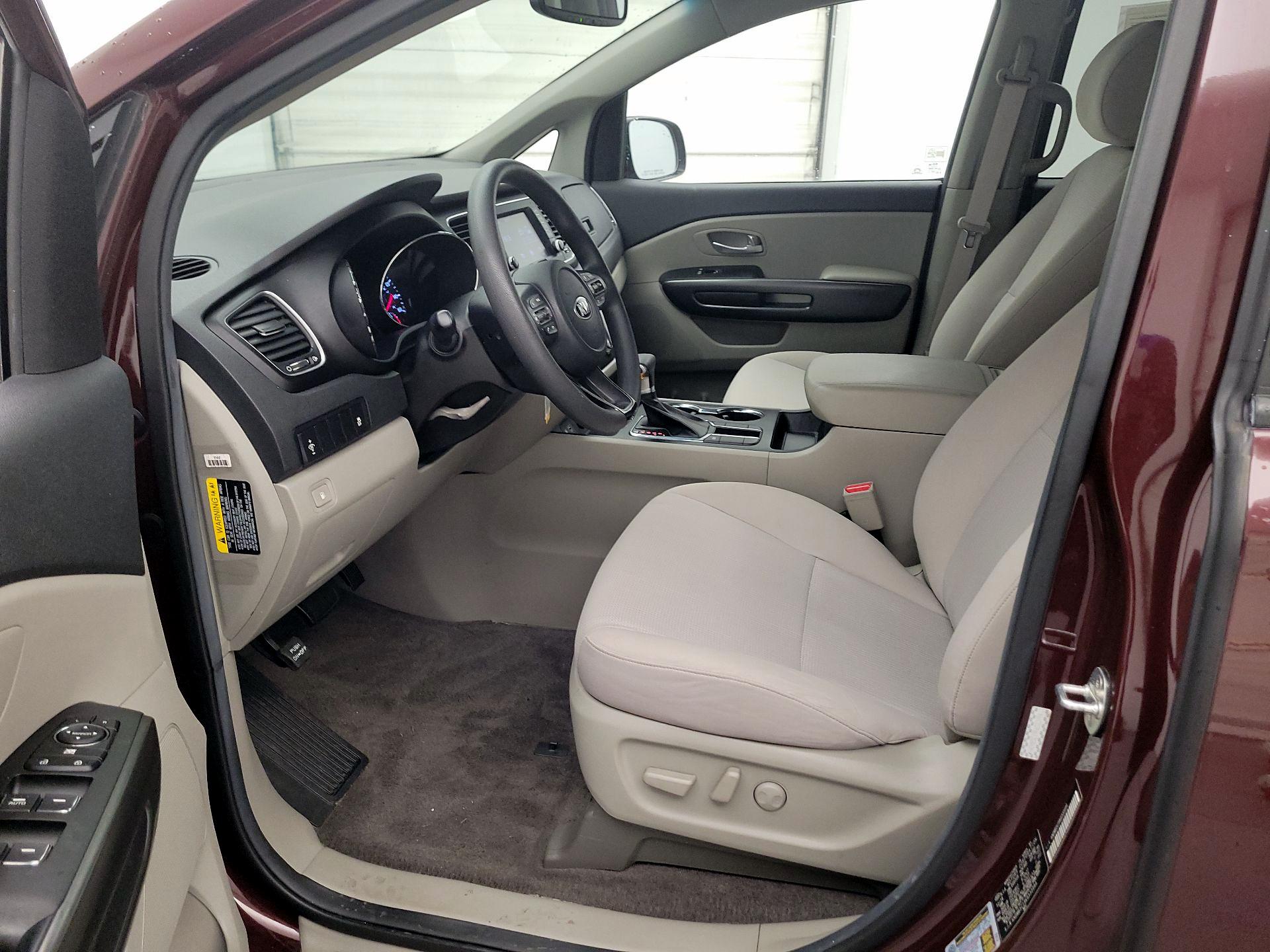 Thumbnail: 2019 Kia Sedona - 11