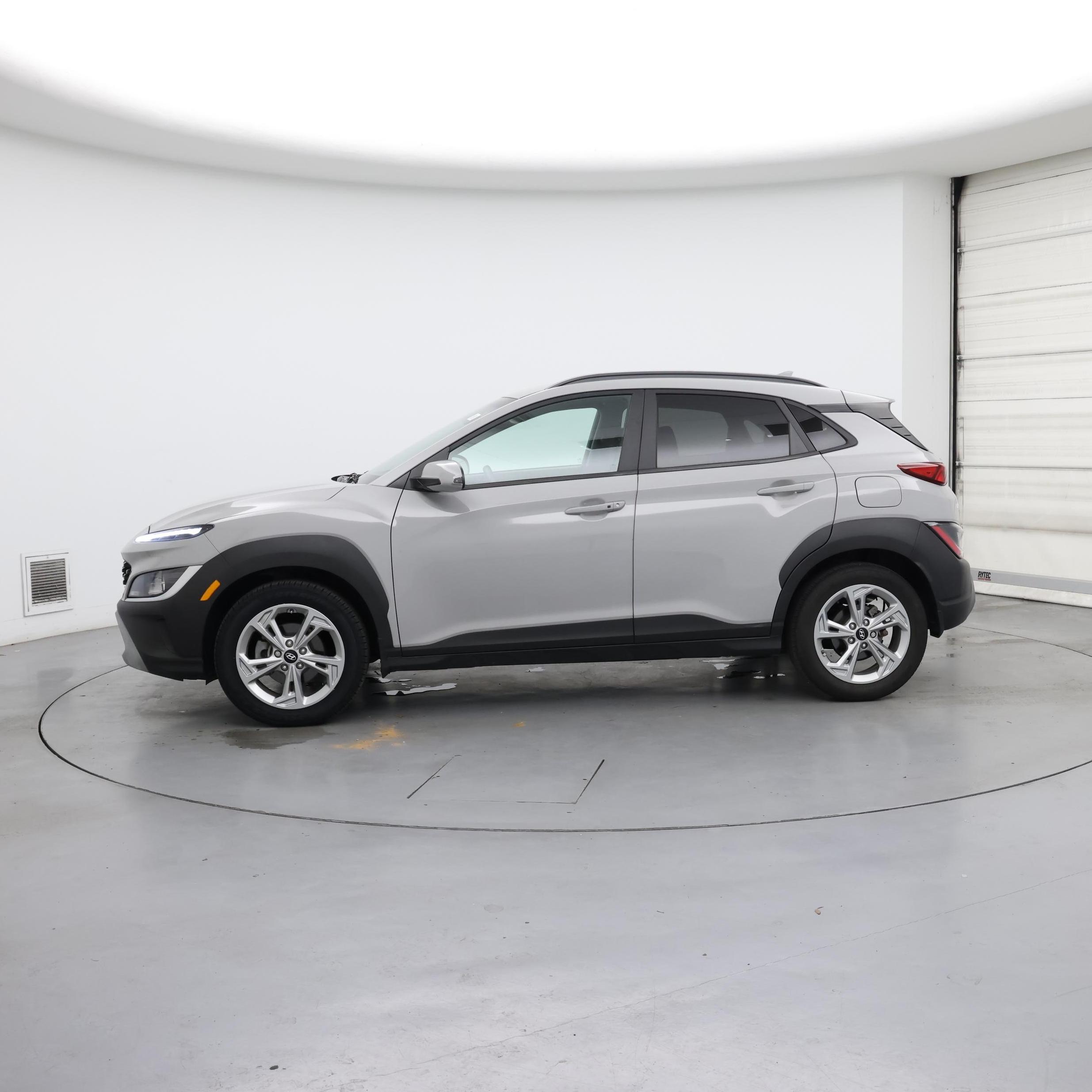 Thumbnail: 2022 Hyundai Kona - 3