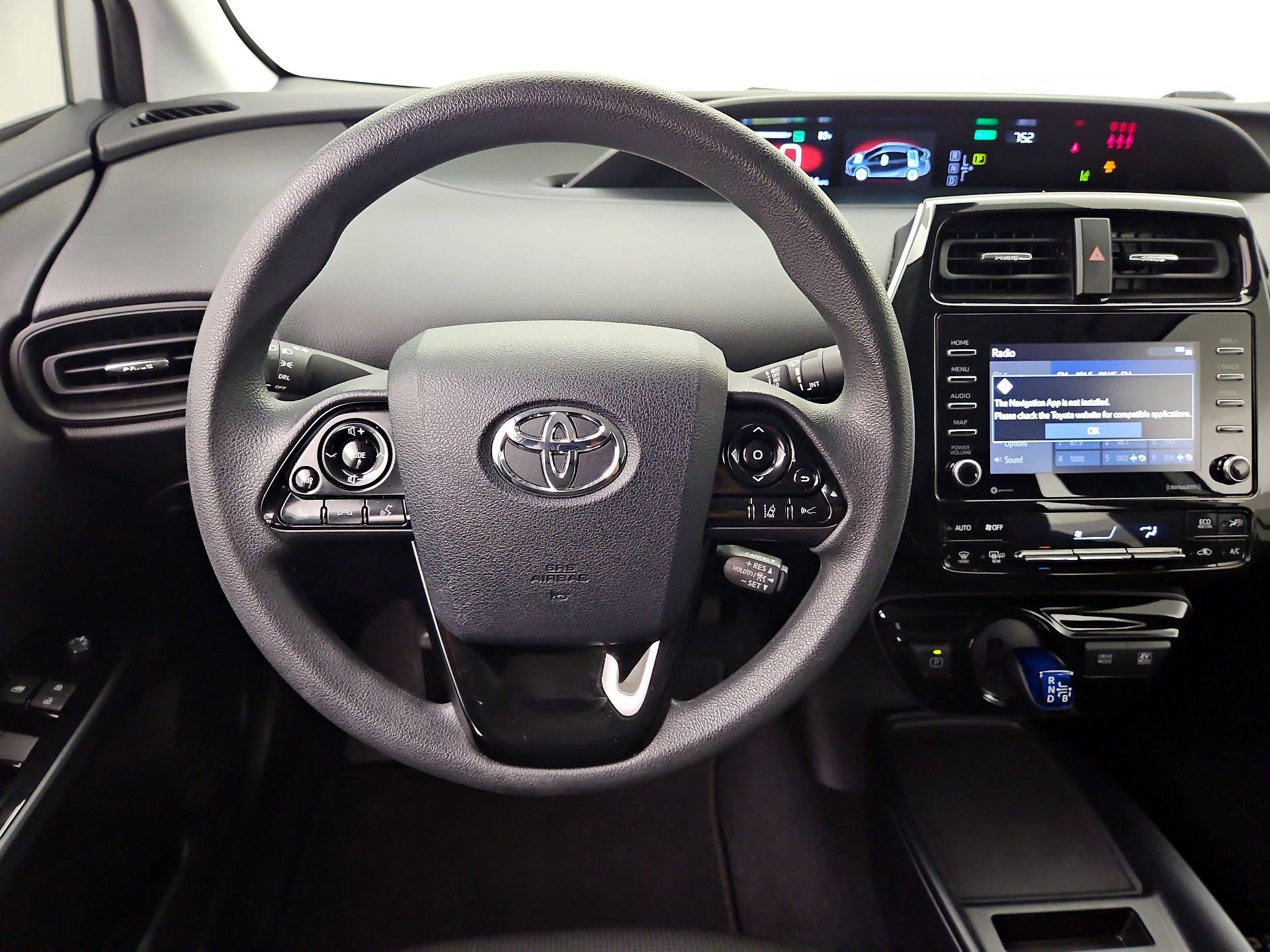 Thumbnail: 2022 Toyota Prius - 10
