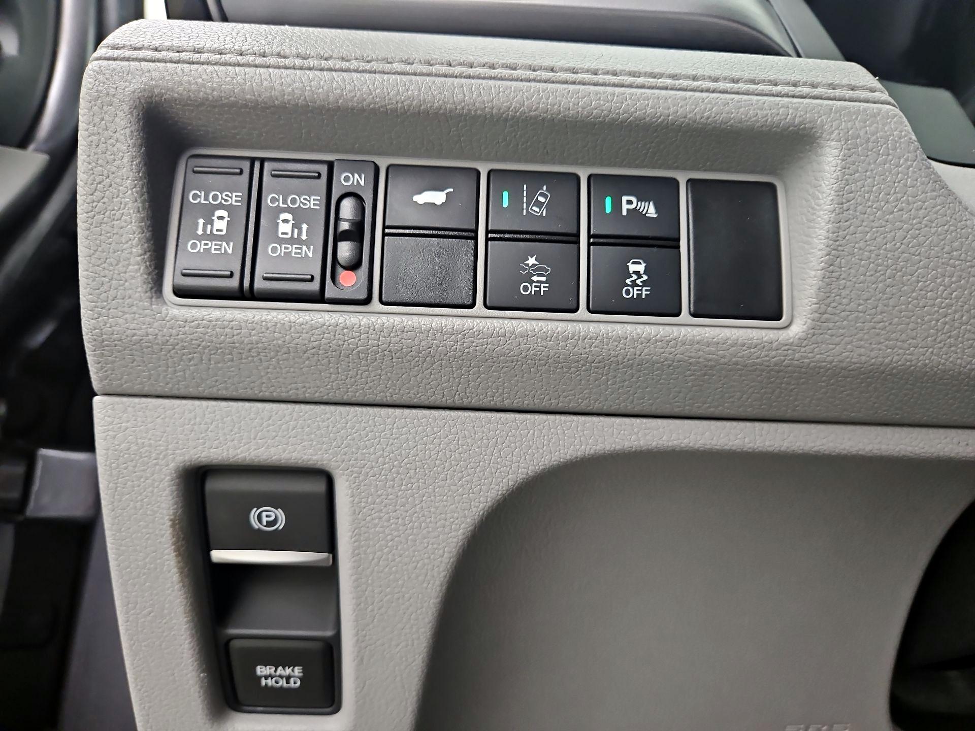 Thumbnail: 2020 Honda Odyssey - 13