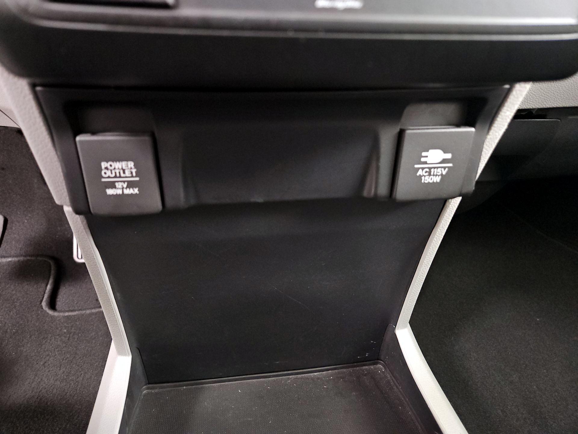 Thumbnail: 2020 Honda Odyssey - 19