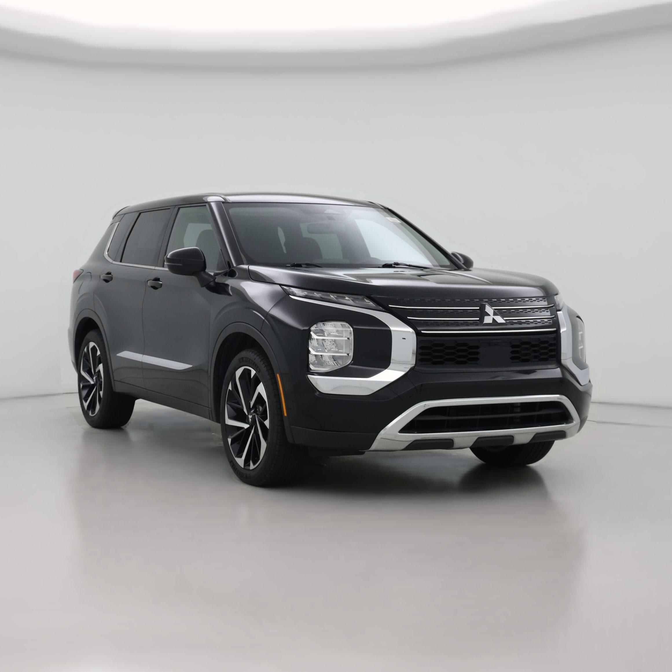 Thumbnail: 2022 Mitsubishi Outlander - 1