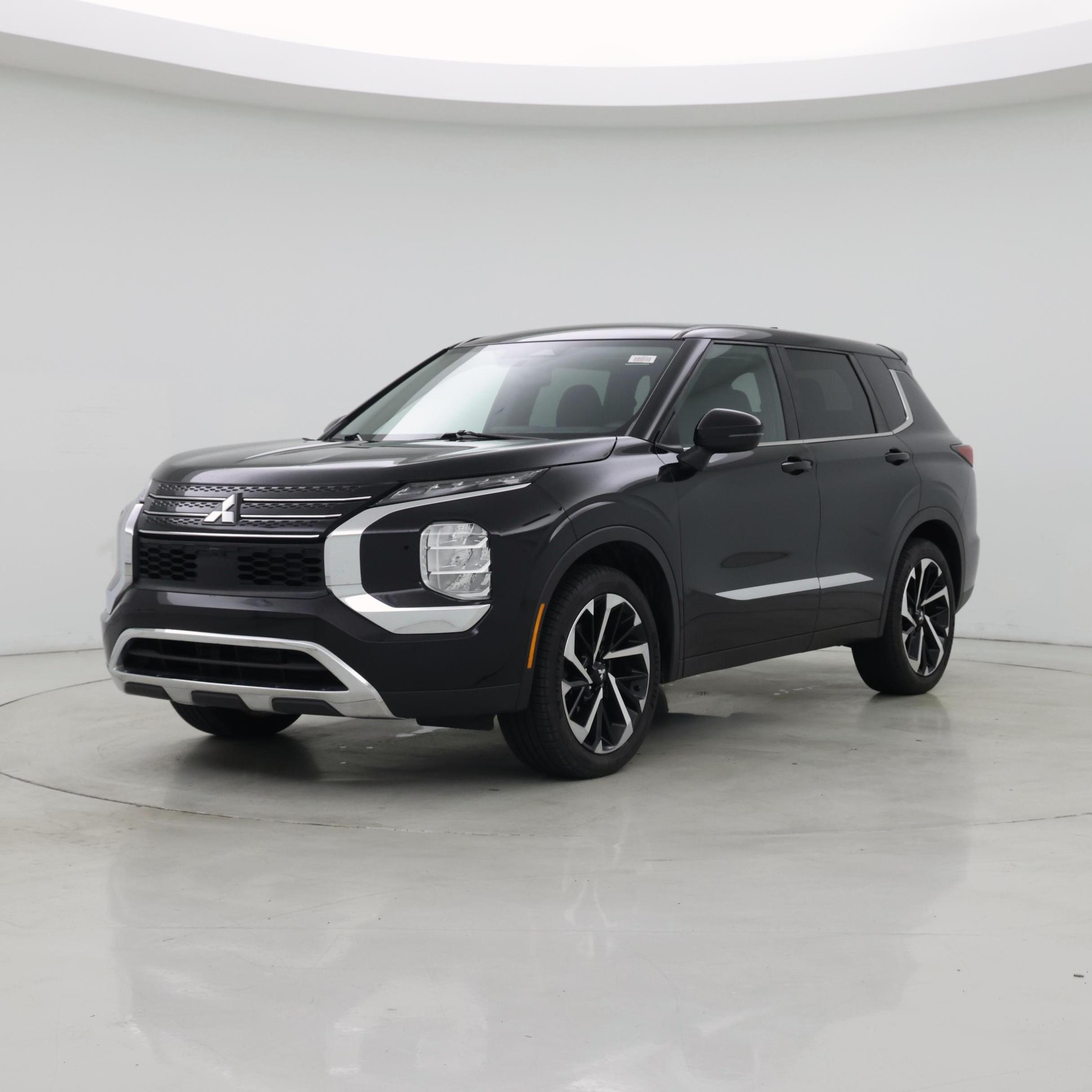 Thumbnail: 2022 Mitsubishi Outlander - 4