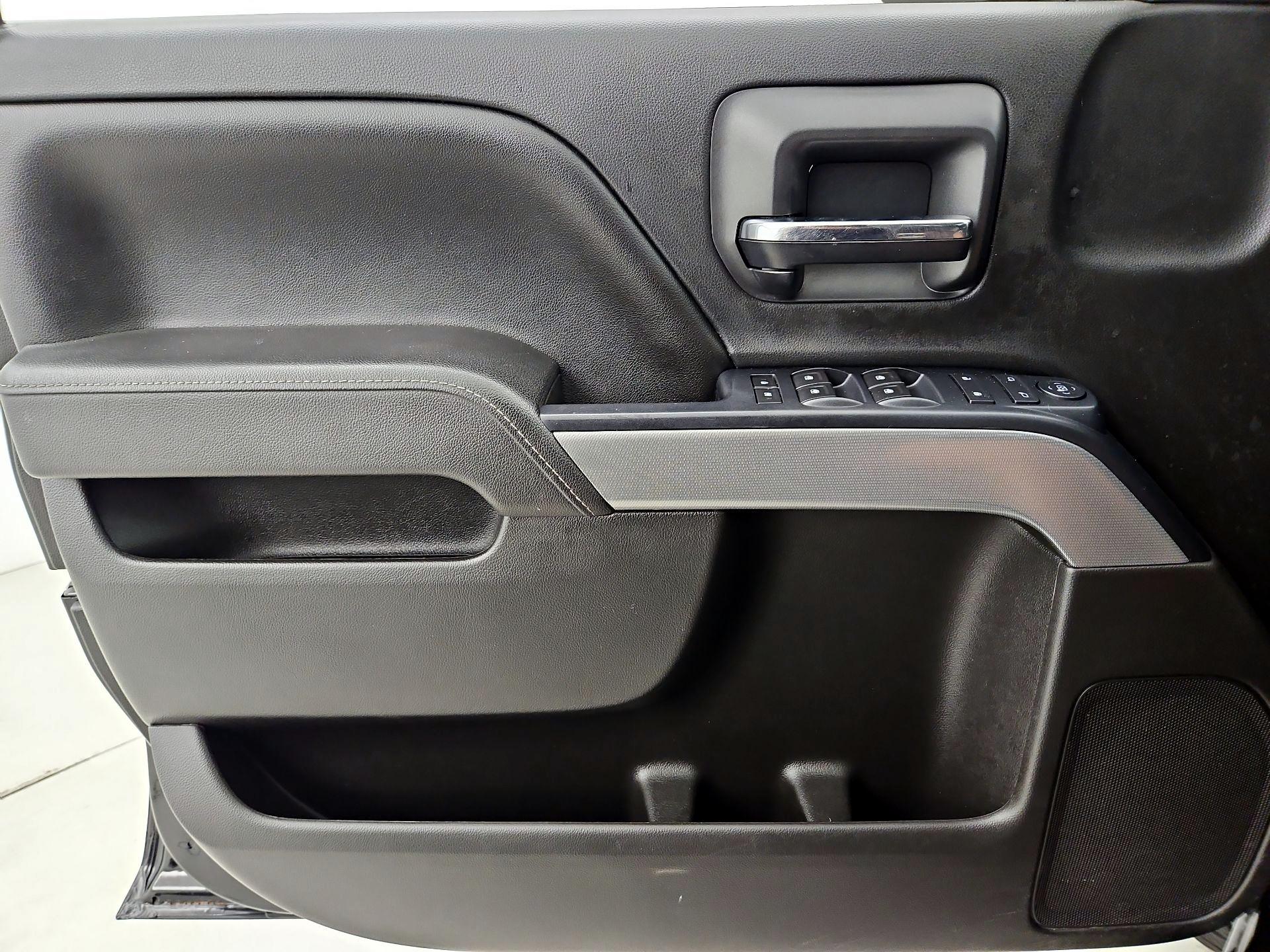 Thumbnail: 2016 Chevrolet Silverado 1500 - 12