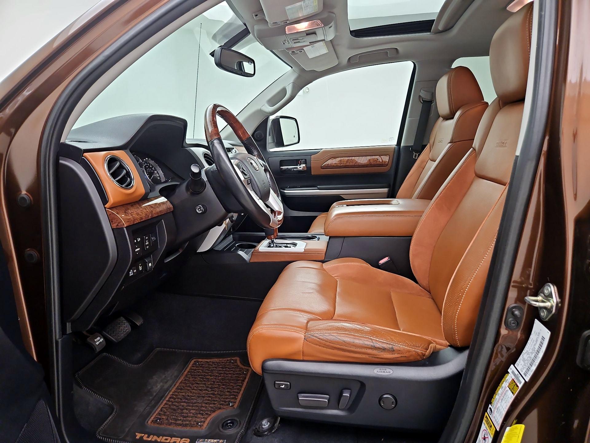 Thumbnail: 2016 Toyota Tundra - 11