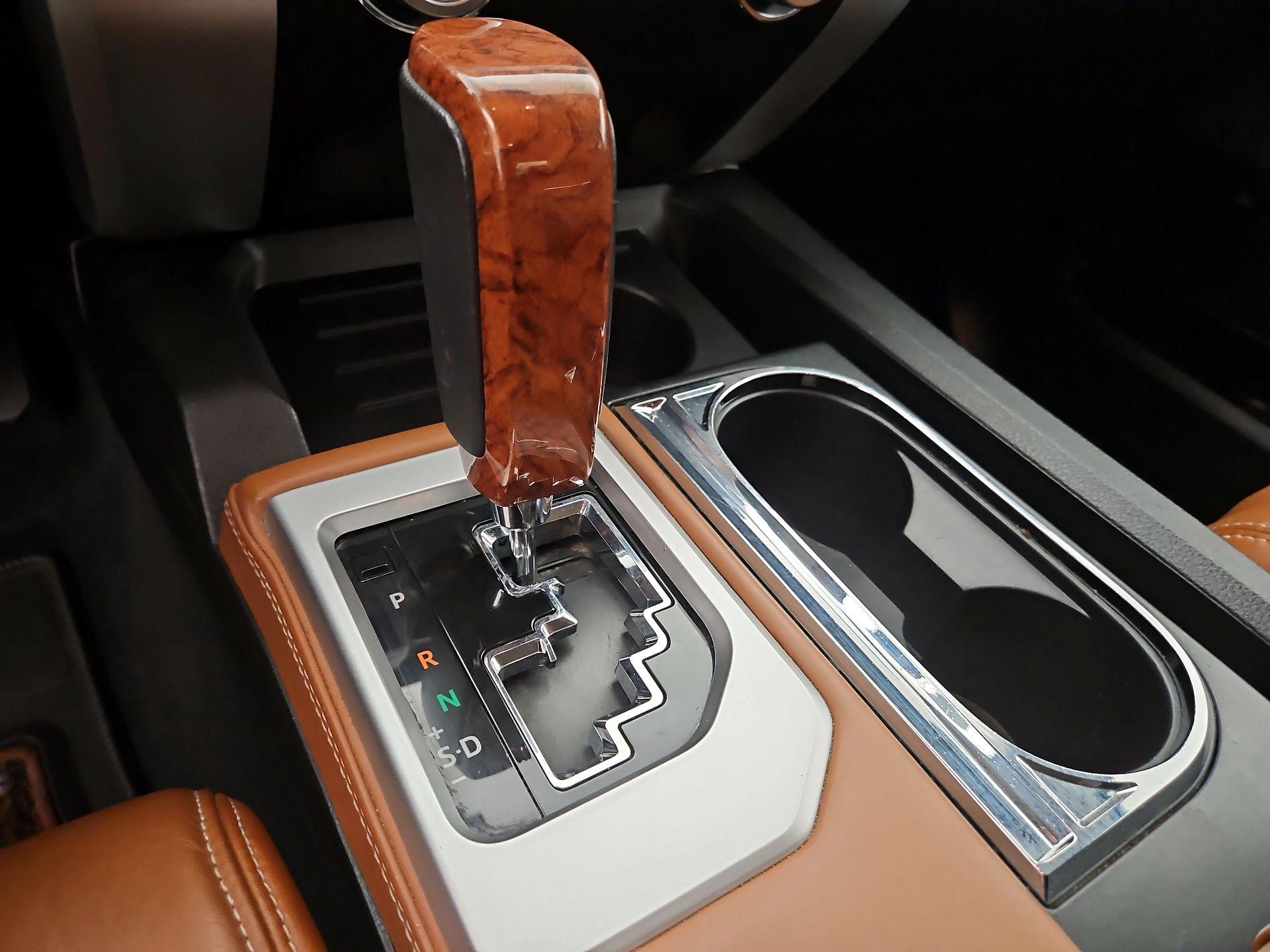 Thumbnail: 2016 Toyota Tundra - 18