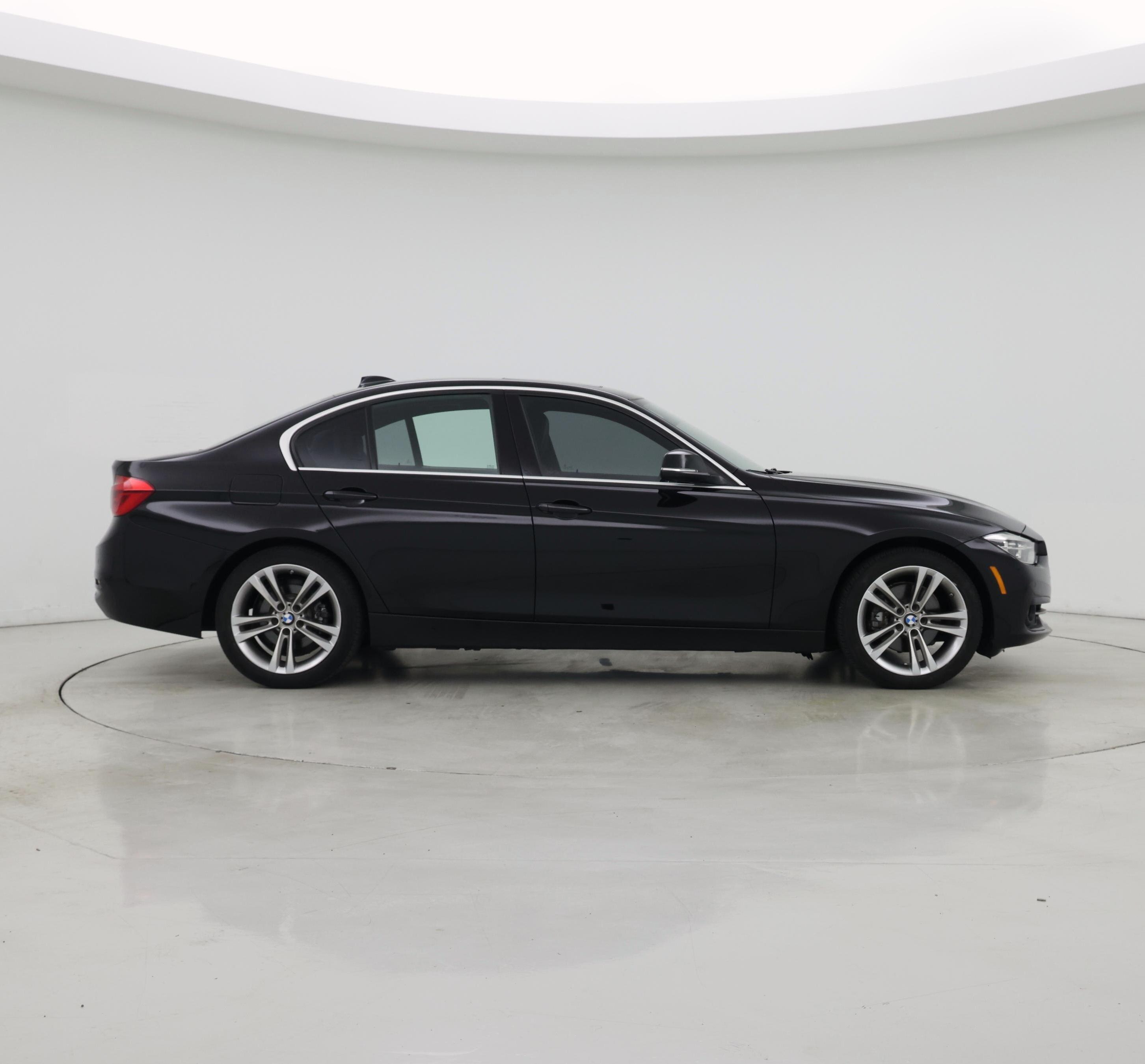 Thumbnail: 2017 BMW 3 Series - 7
