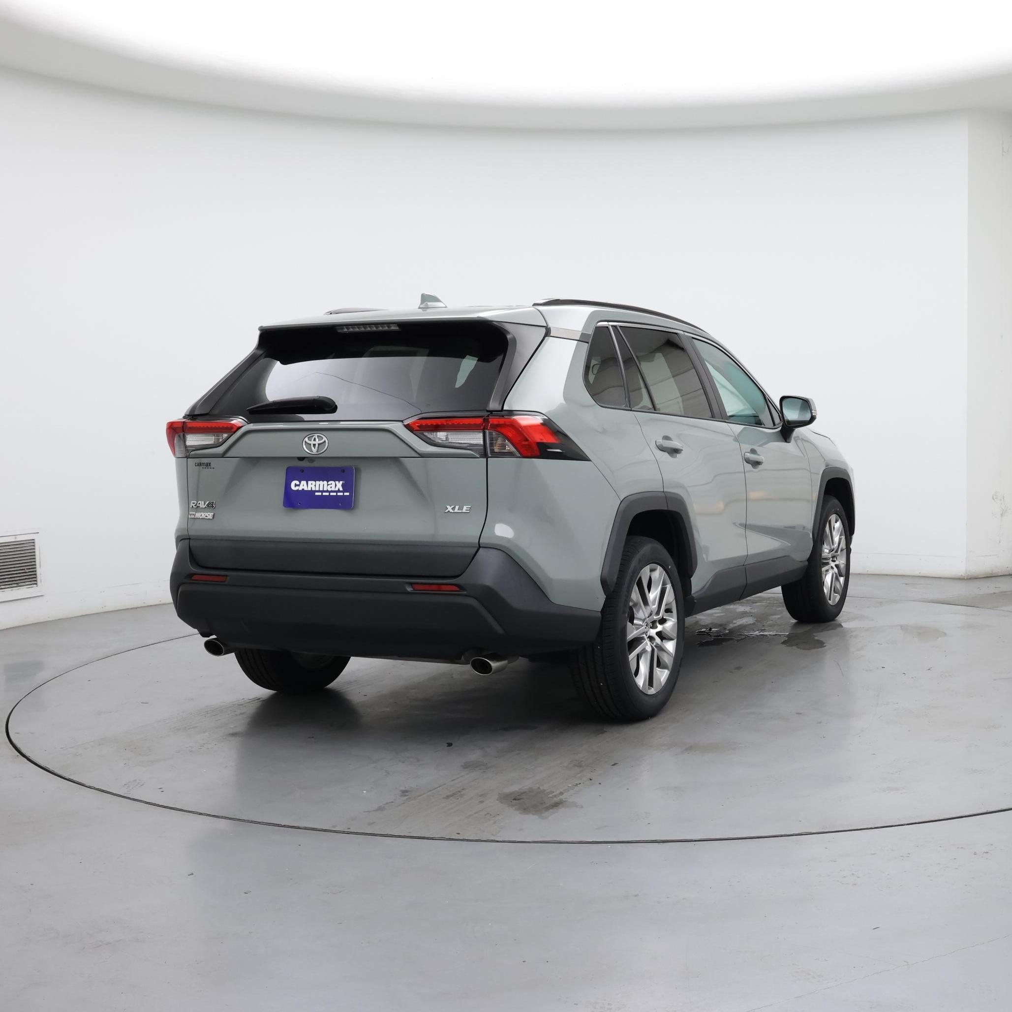 Thumbnail: 2020 Toyota RAV4 - 8