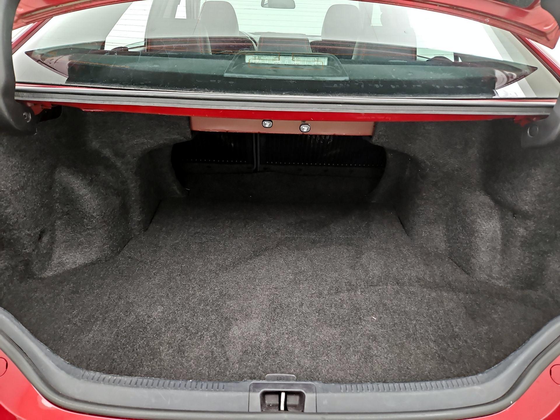 Thumbnail: 2016 Toyota Camry - 18