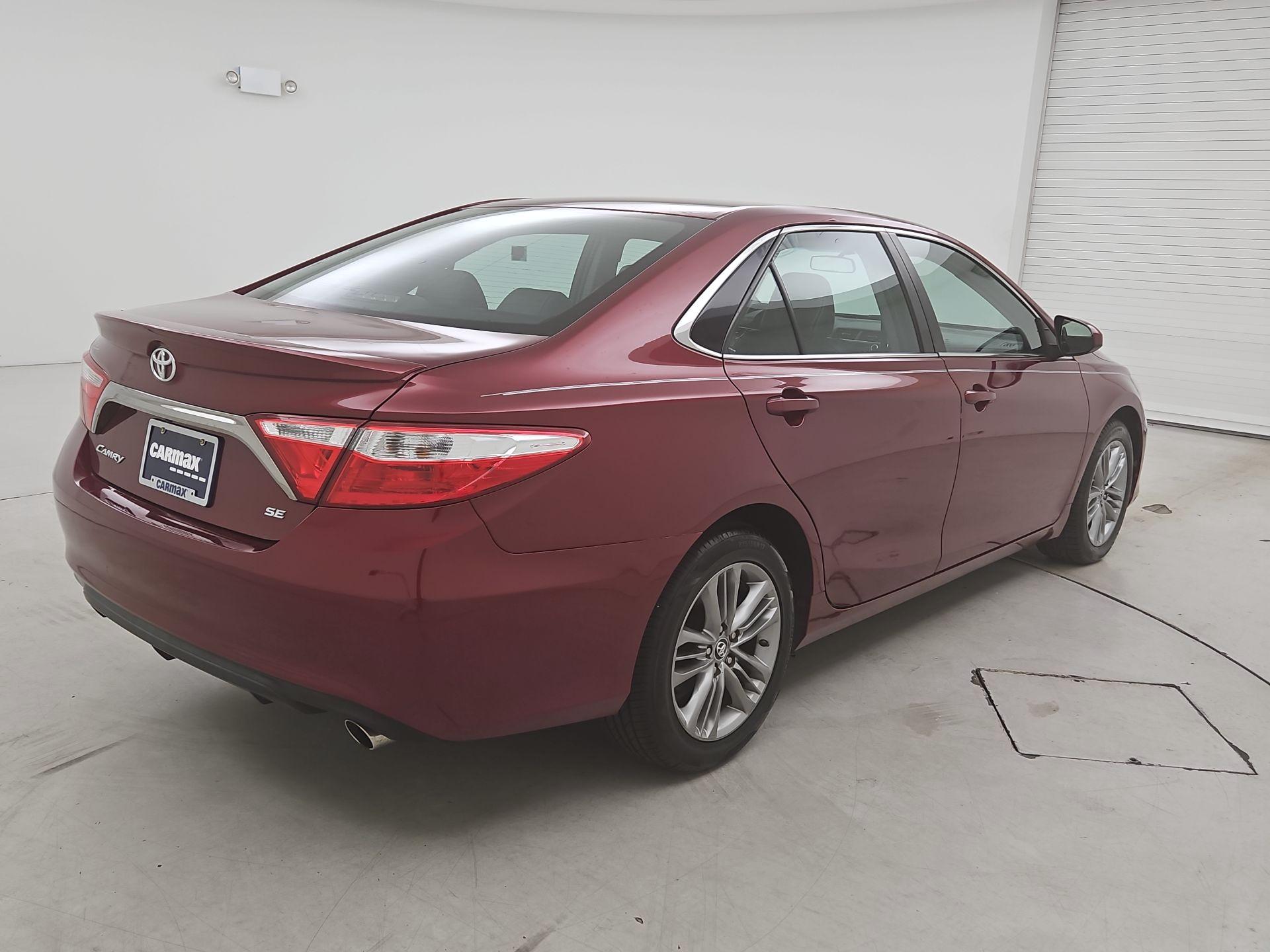 Thumbnail: 2016 Toyota Camry - 5
