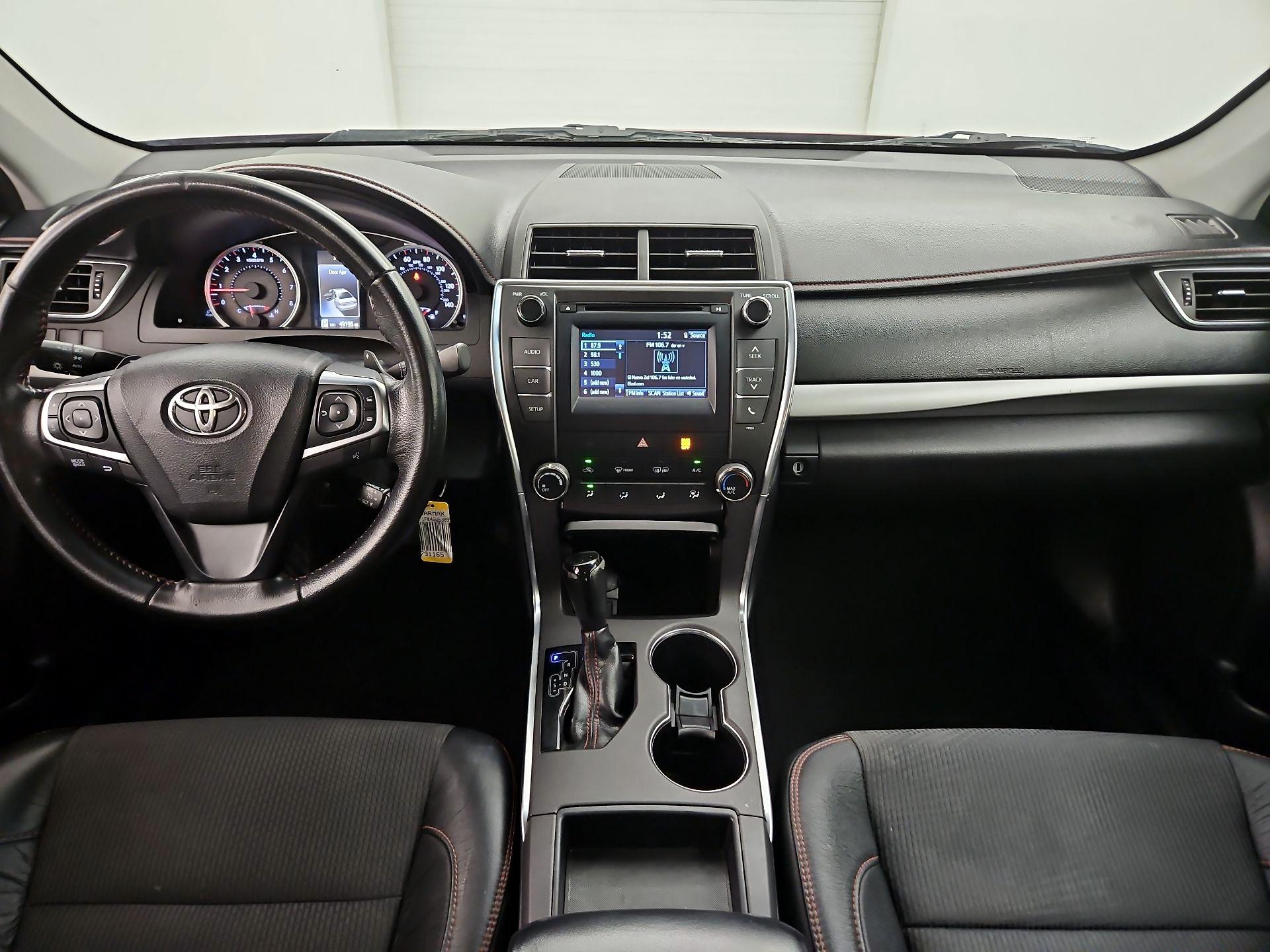 Thumbnail: 2016 Toyota Camry - 8