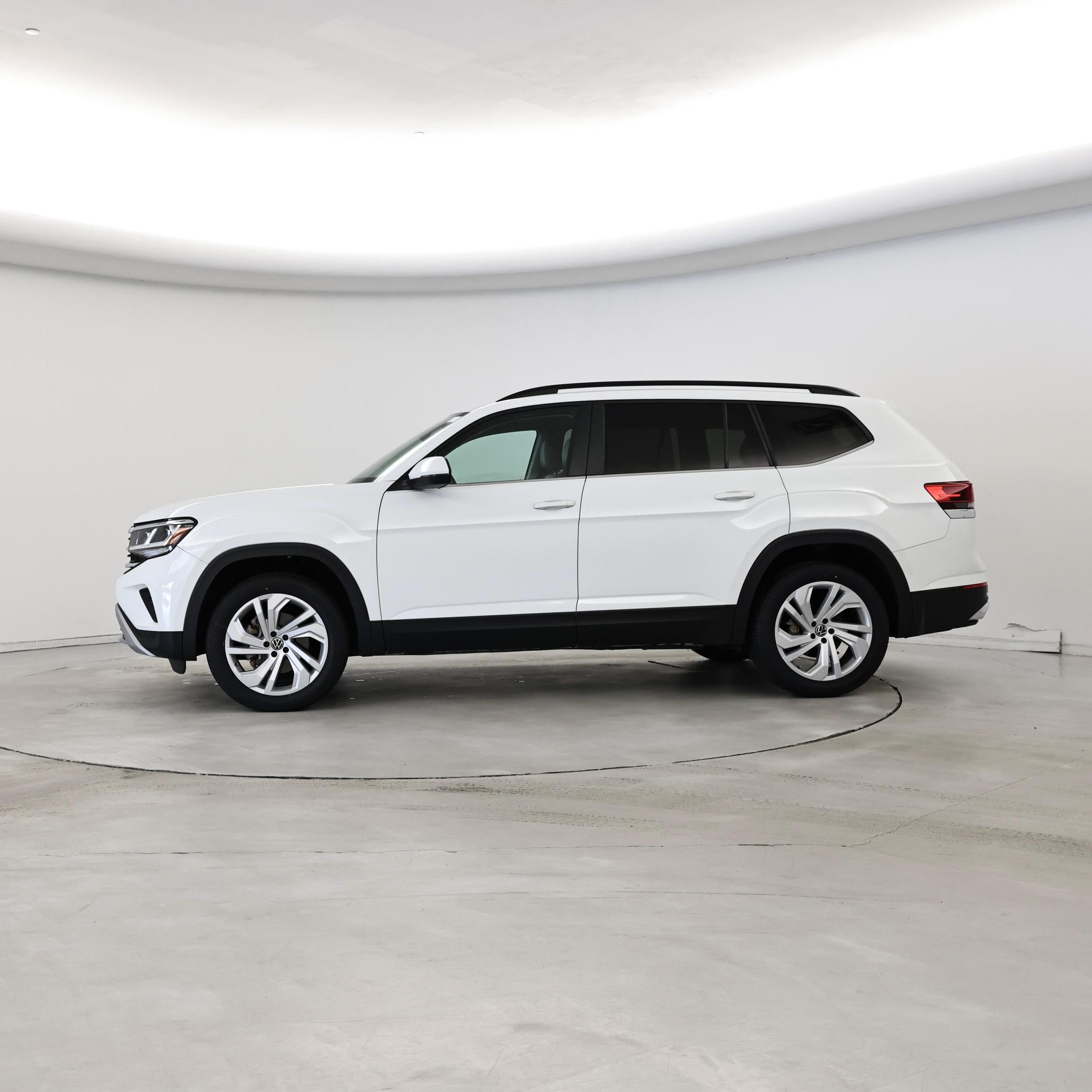 Thumbnail: 2021 Volkswagen Atlas - 3