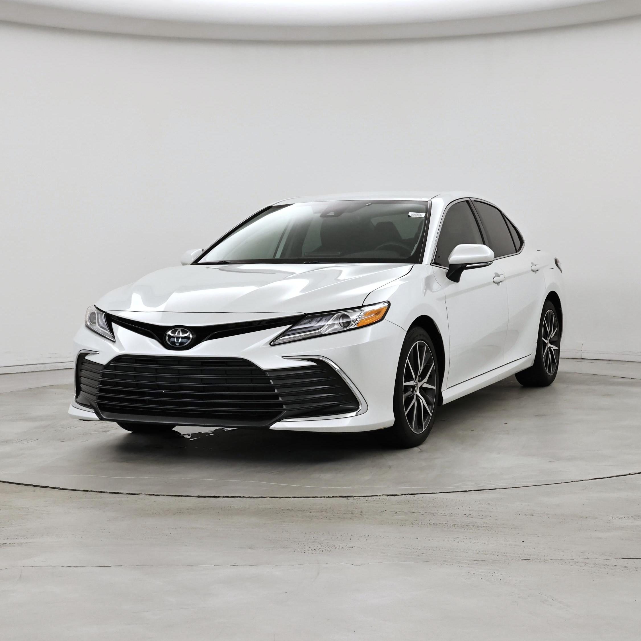 Thumbnail: 2023 Toyota Camry - 4