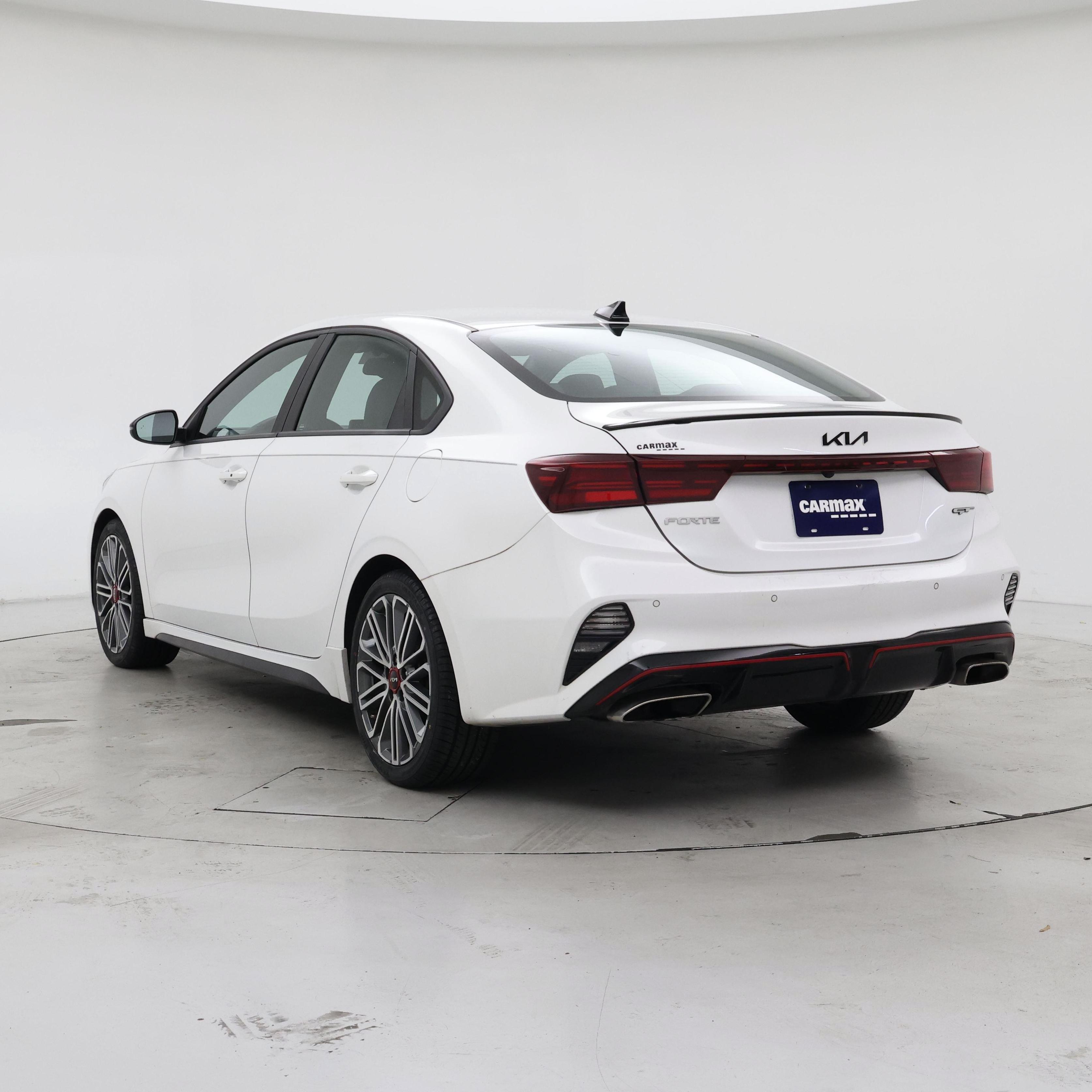 Thumbnail: 2022 Kia Forte - 2