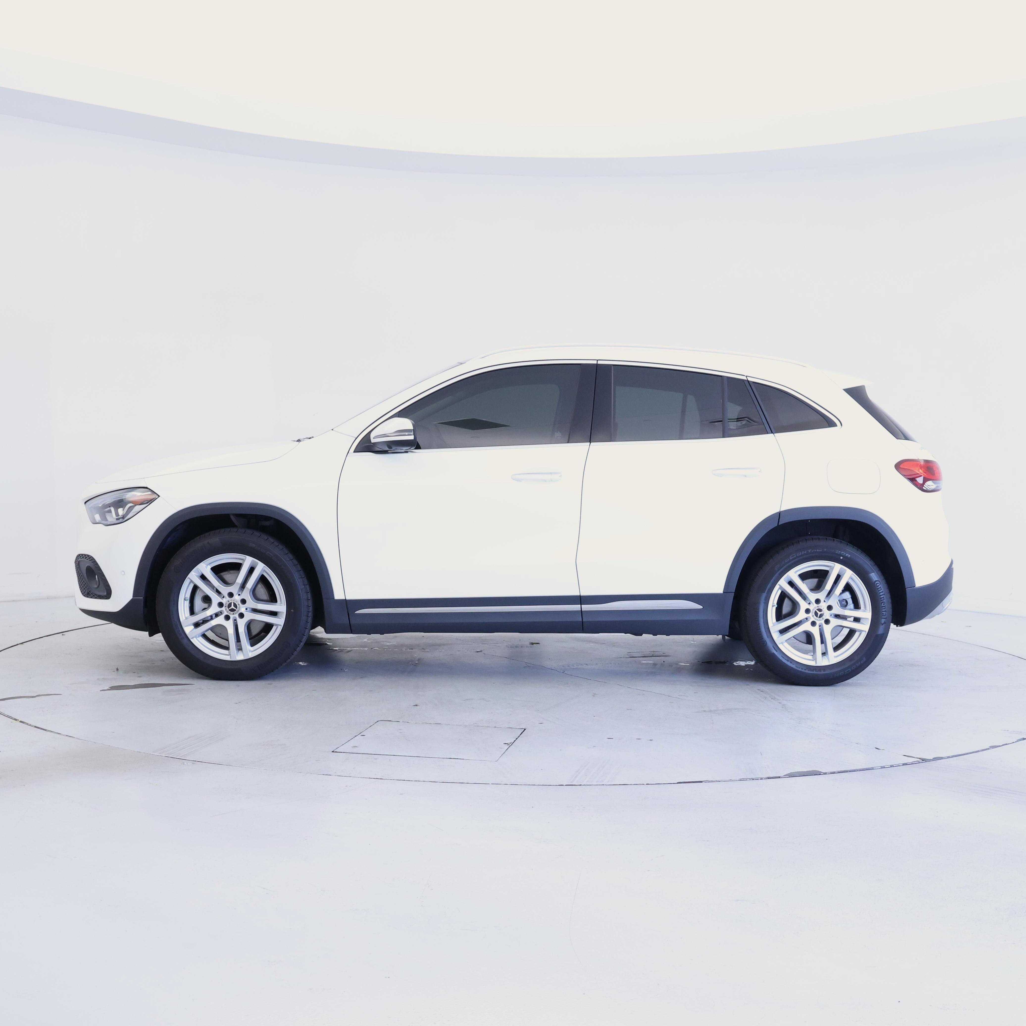 Thumbnail: 2021 Mercedes-Benz GLA - 3