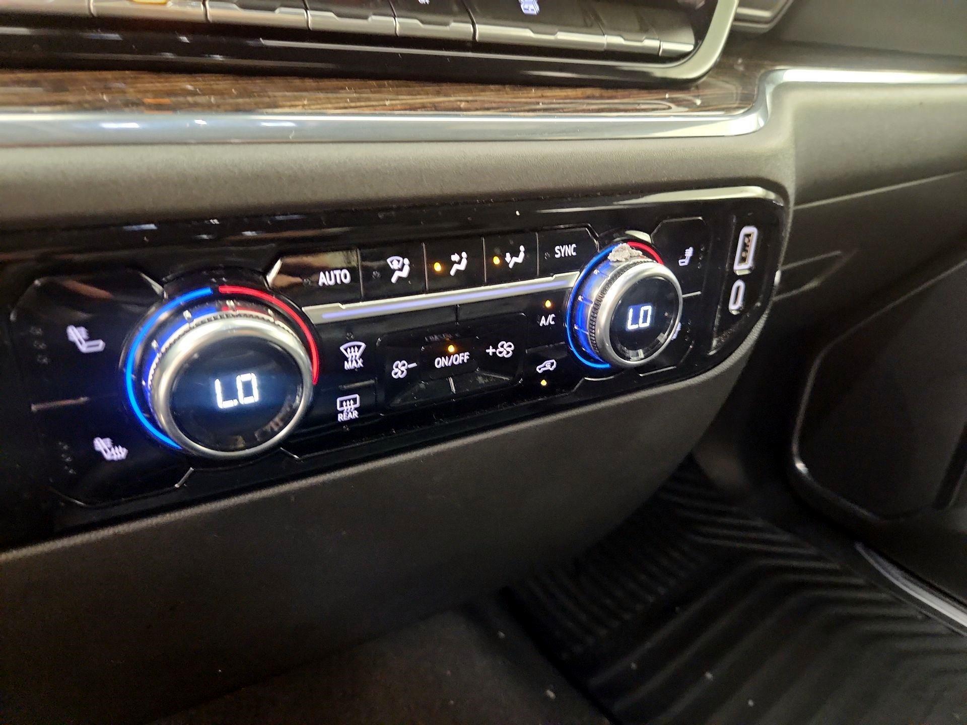 Thumbnail: 2023 GMC Sierra 1500 - 16