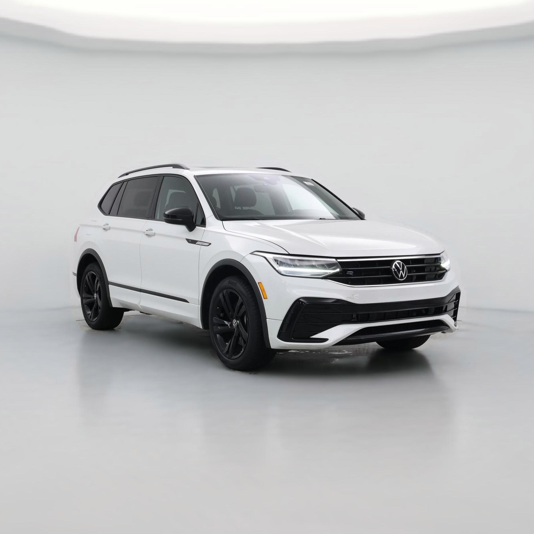Thumbnail: 2023 Volkswagen Tiguan - 1