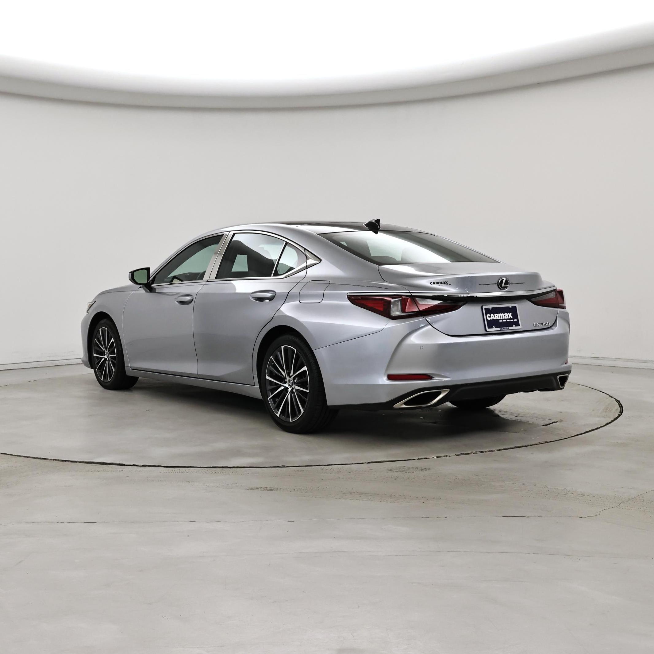 Thumbnail: 2022 Lexus ES - 2