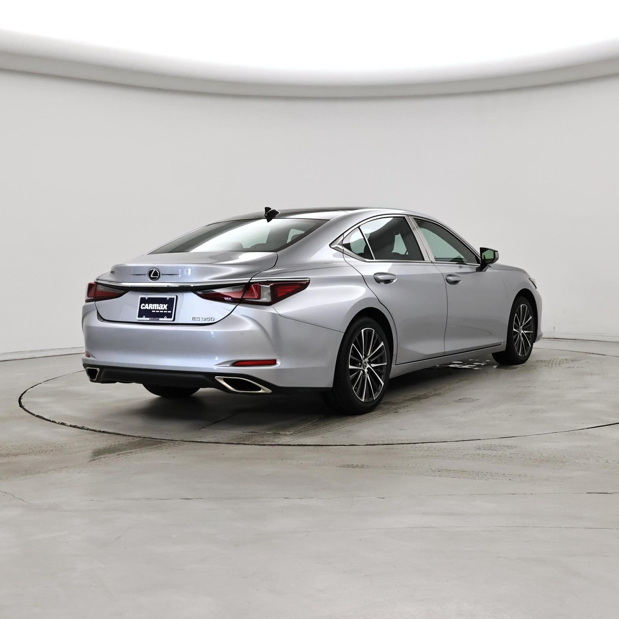 Thumbnail: 2022 Lexus ES - 8