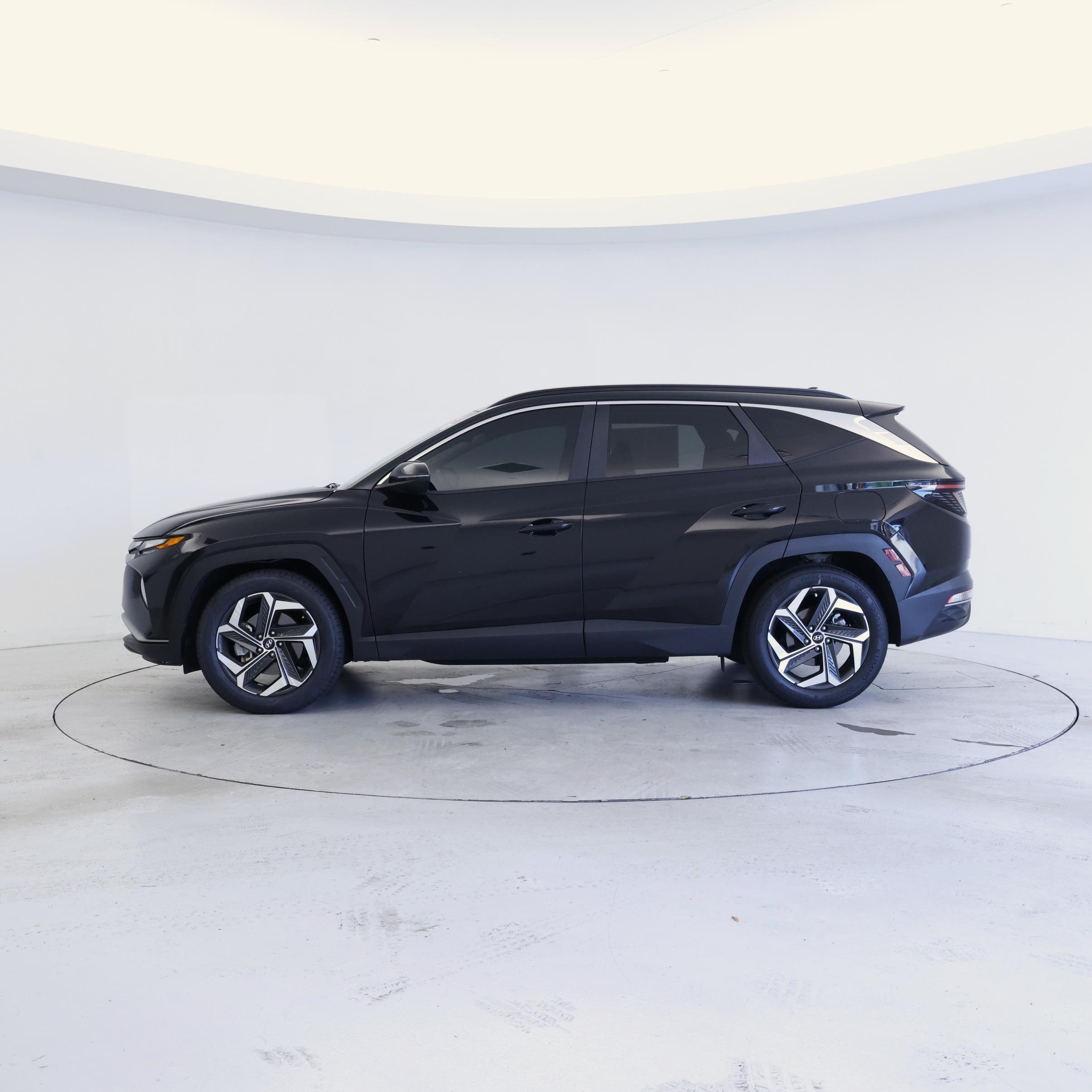 Thumbnail: 2022 Hyundai Tucson - 3