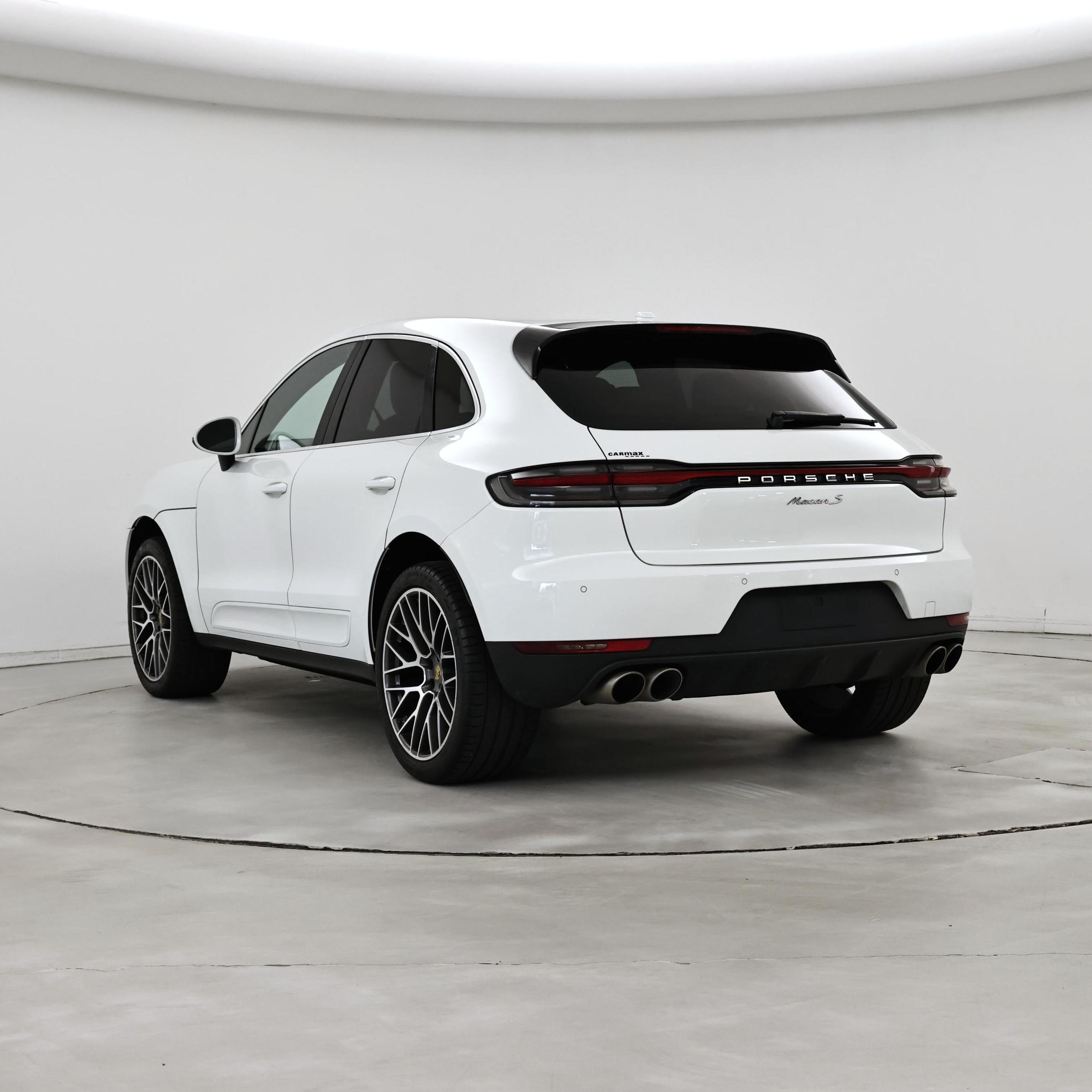 Thumbnail: 2020 Porsche Macan - 2