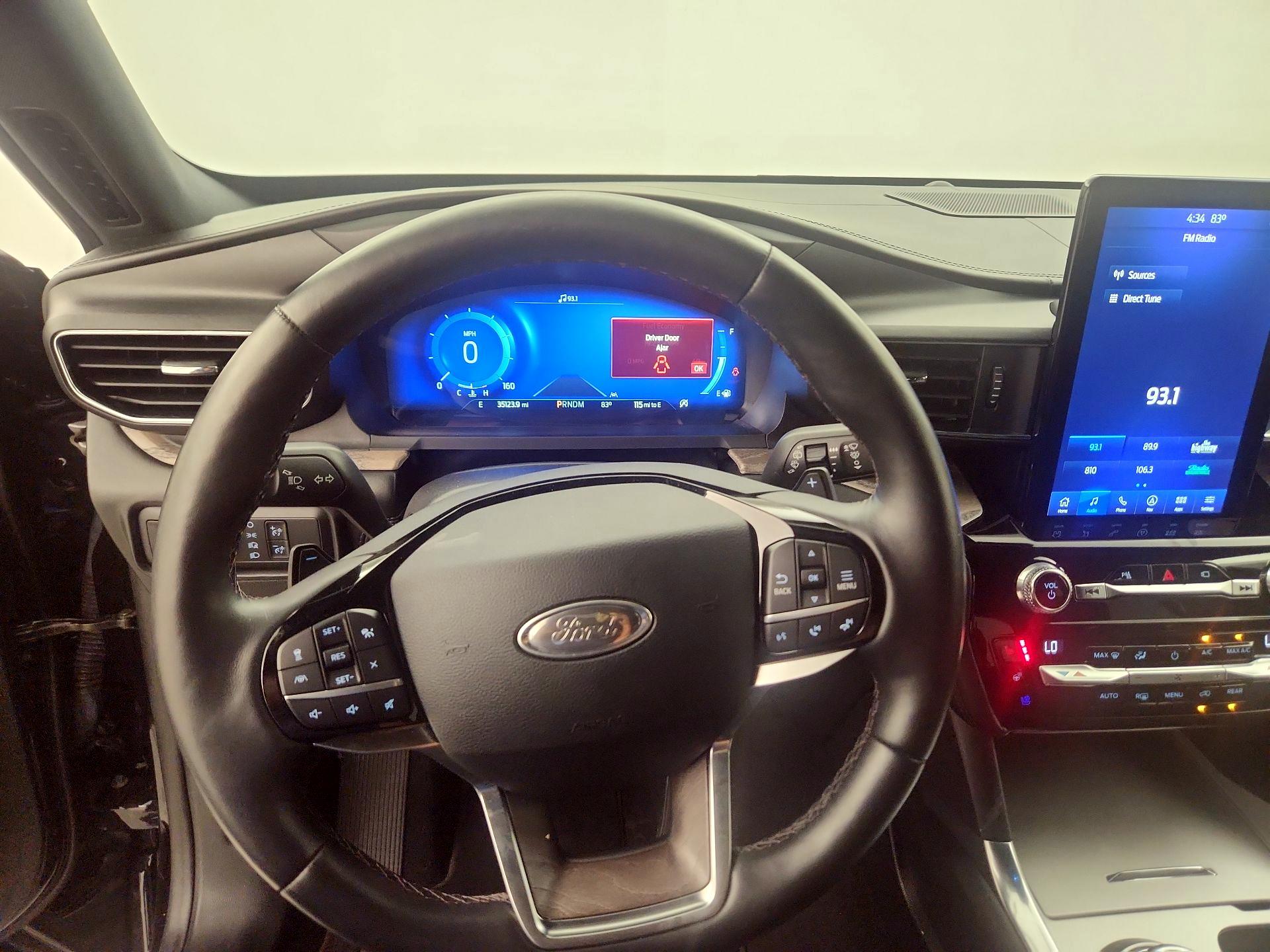 Thumbnail: 2021 Ford Explorer - 9