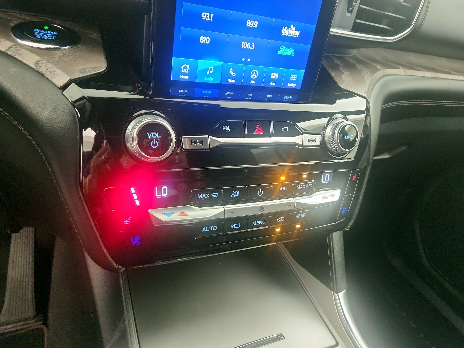 Thumbnail: 2021 Ford Explorer - 16