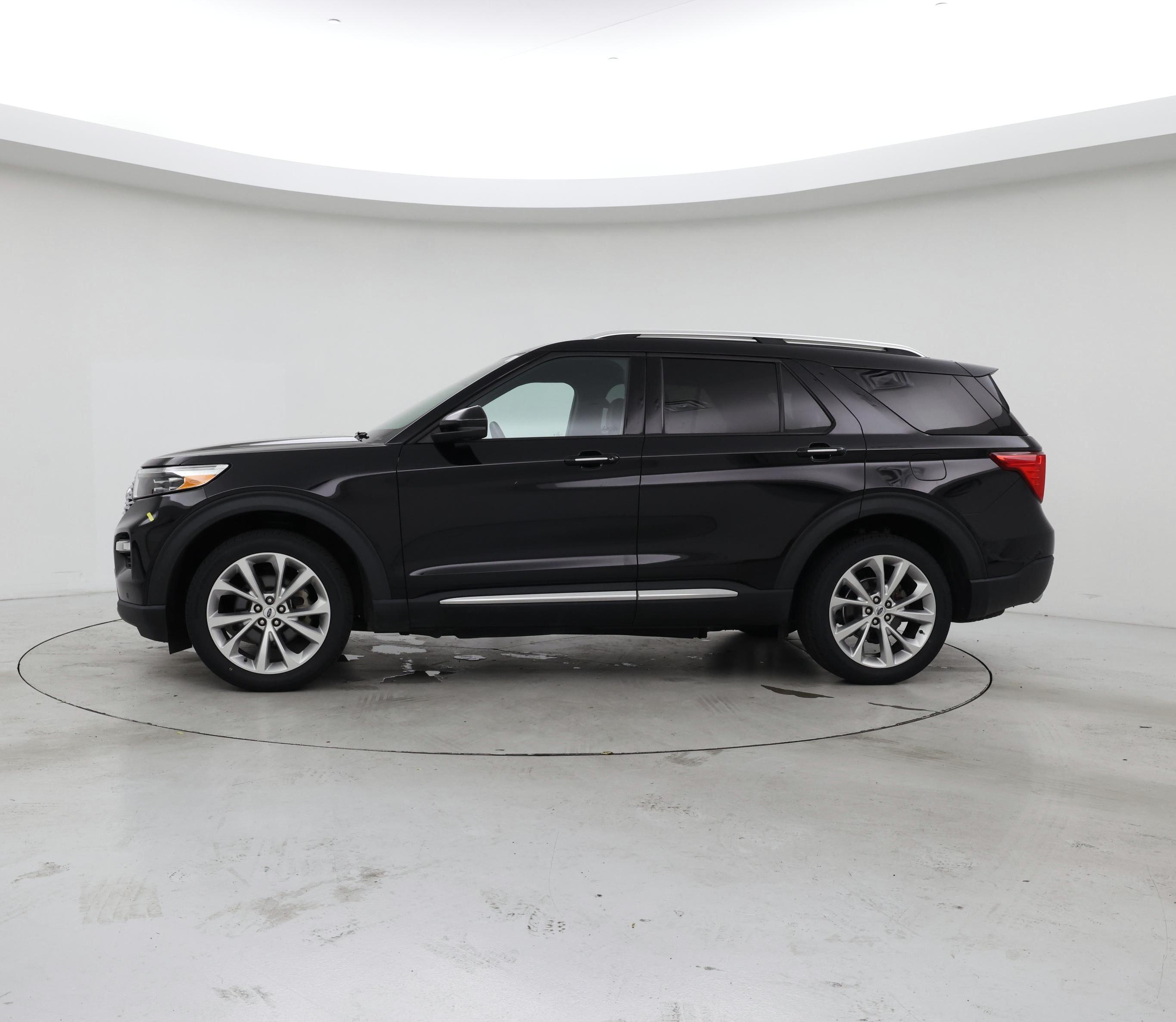 Thumbnail: 2021 Ford Explorer - 3