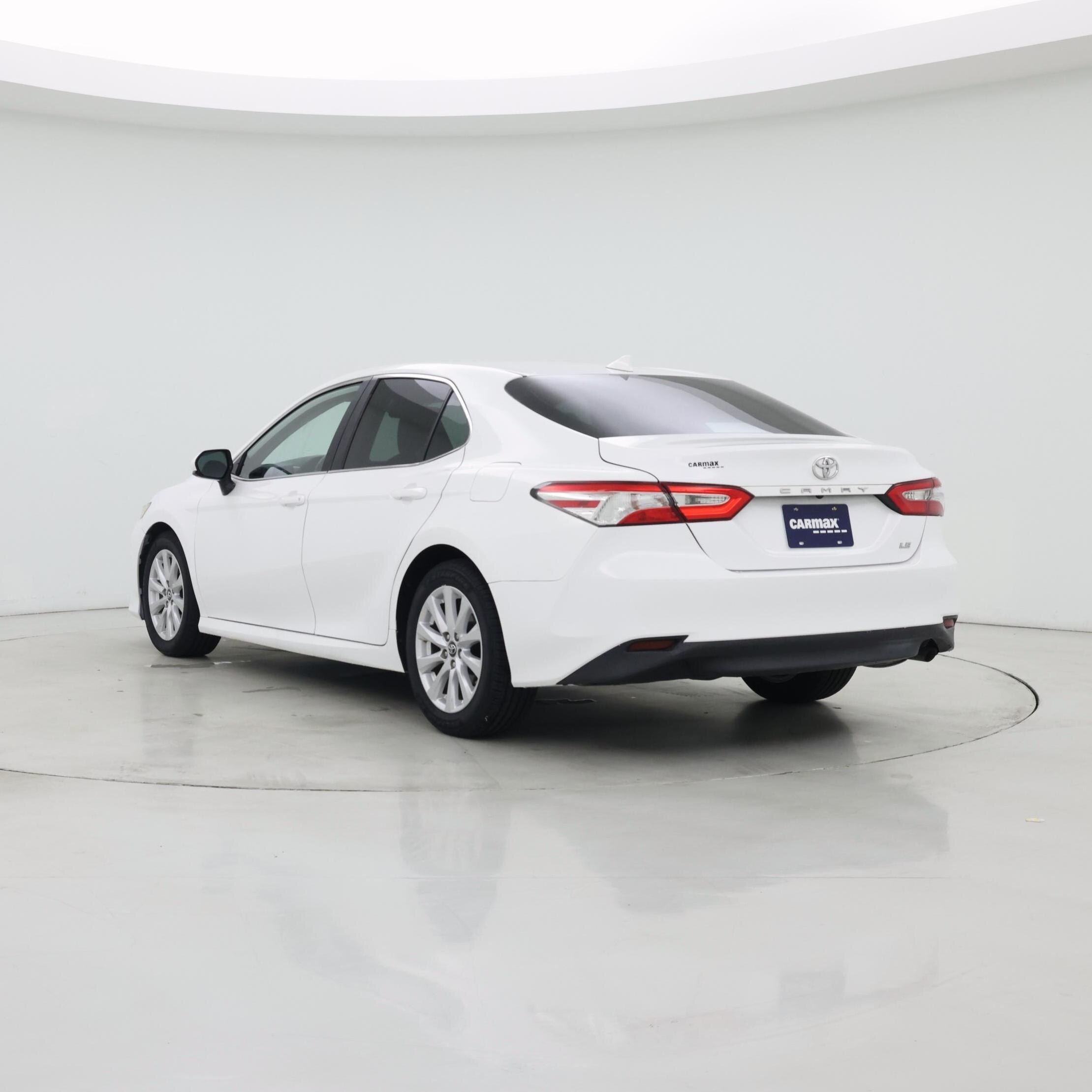 Thumbnail: 2019 Toyota Camry - 2