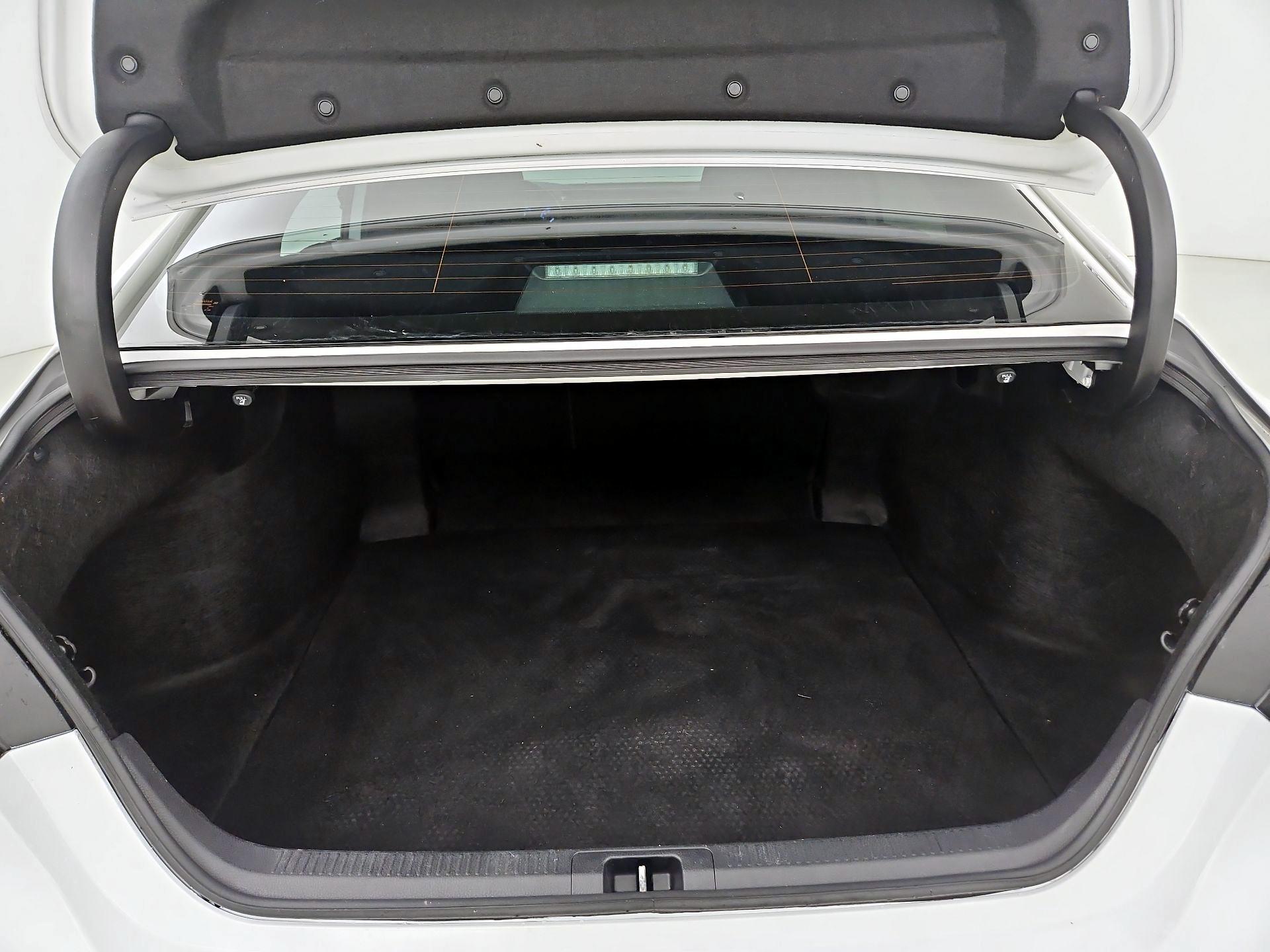 Thumbnail: 2019 Toyota Camry - 20
