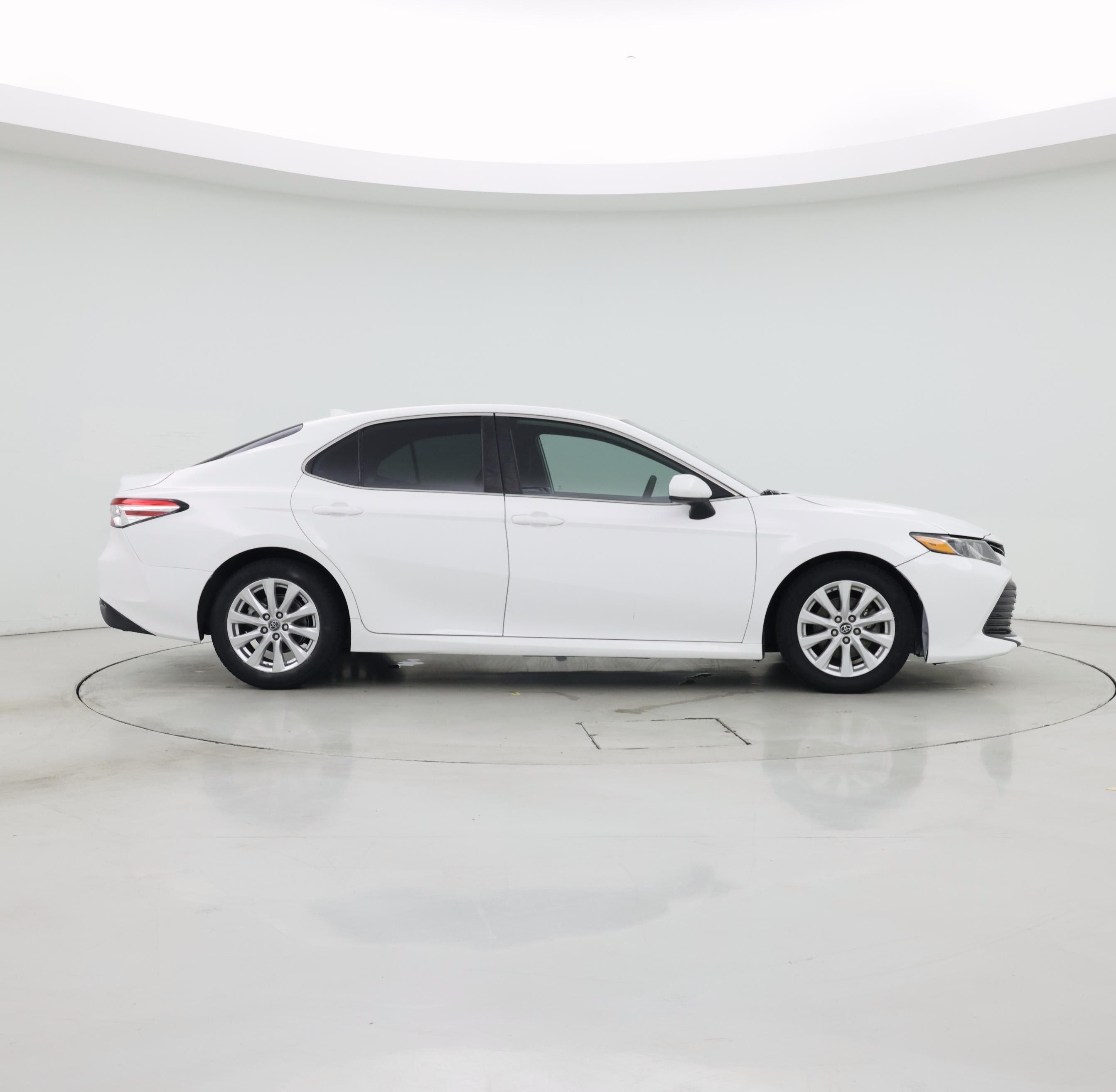 Thumbnail: 2019 Toyota Camry - 7