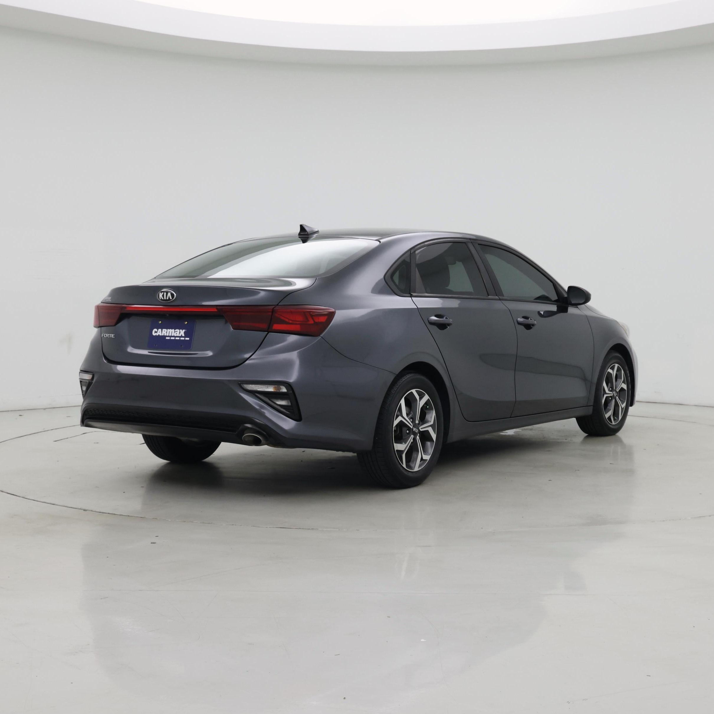 Thumbnail: 2019 Kia Forte - 8