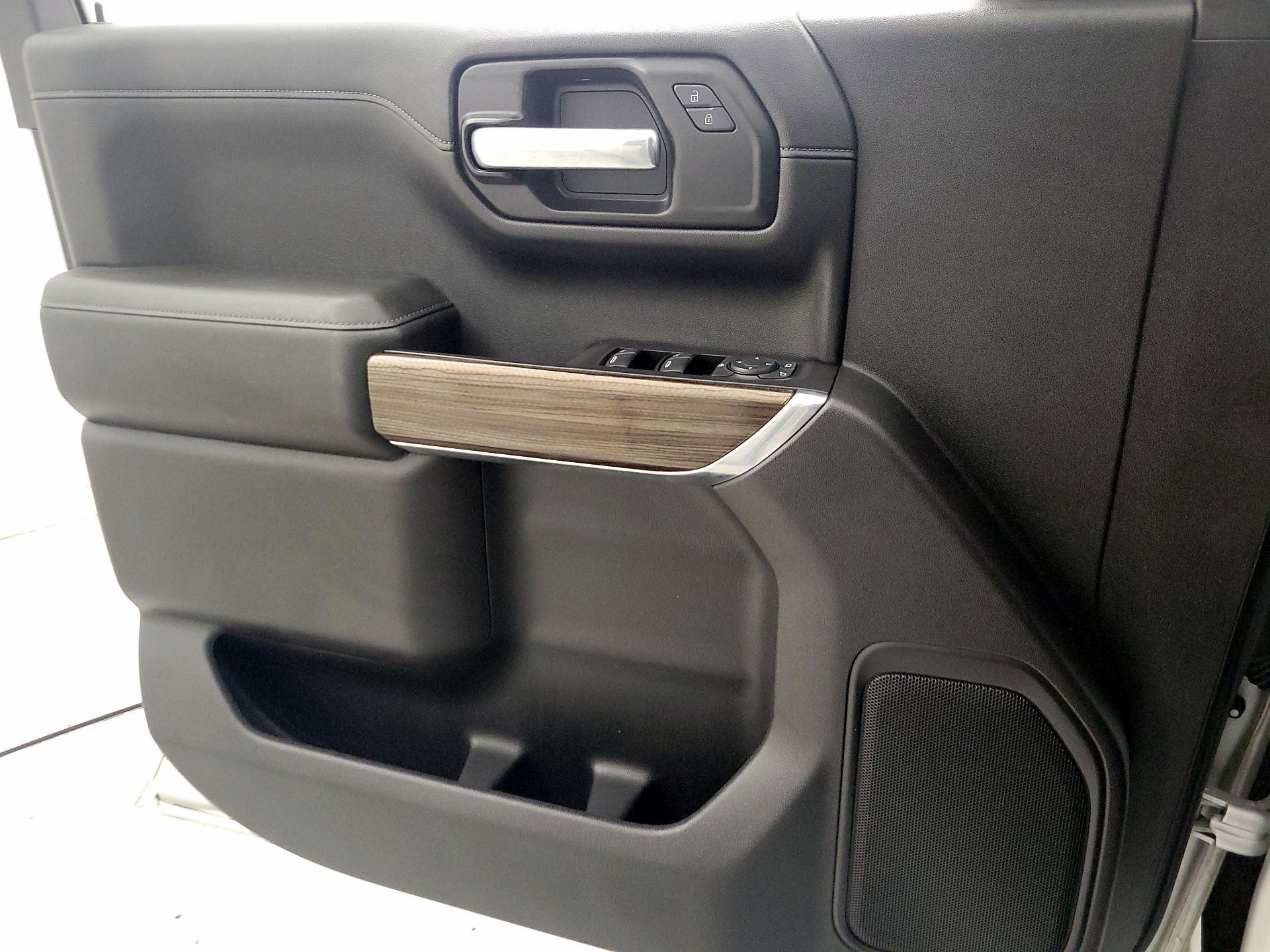 Thumbnail: 2021 Chevrolet Silverado 1500 - 12