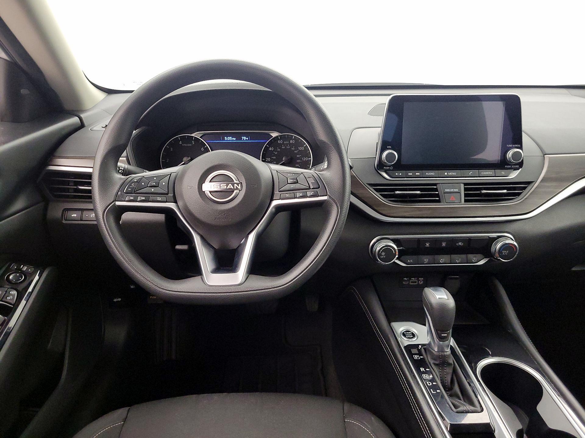 Thumbnail: 2023 Nissan Altima - 10