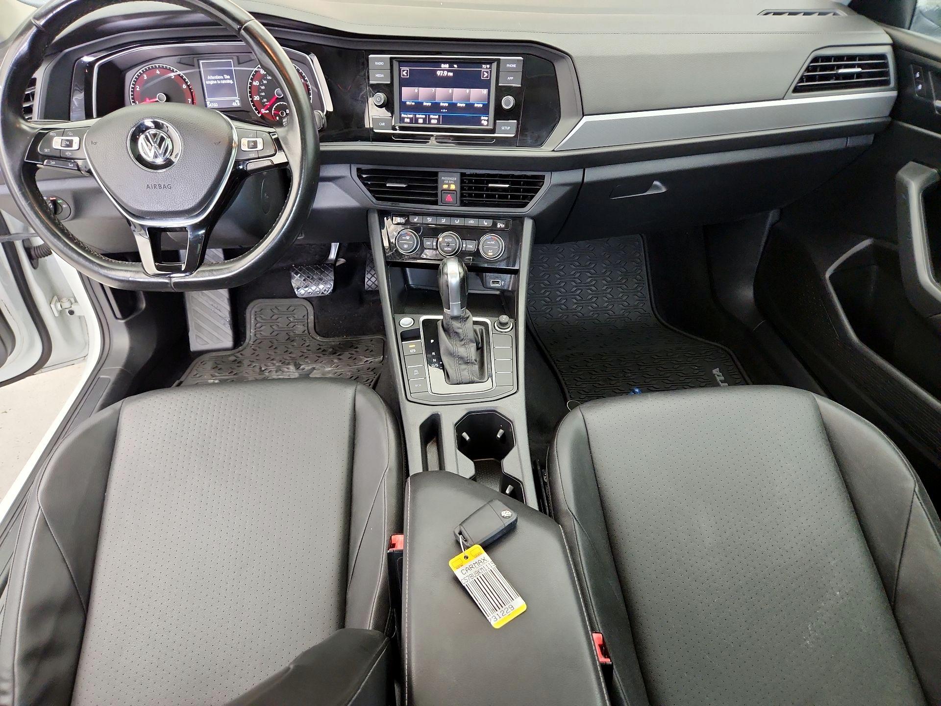 Thumbnail: 2019 Volkswagen Jetta - 9