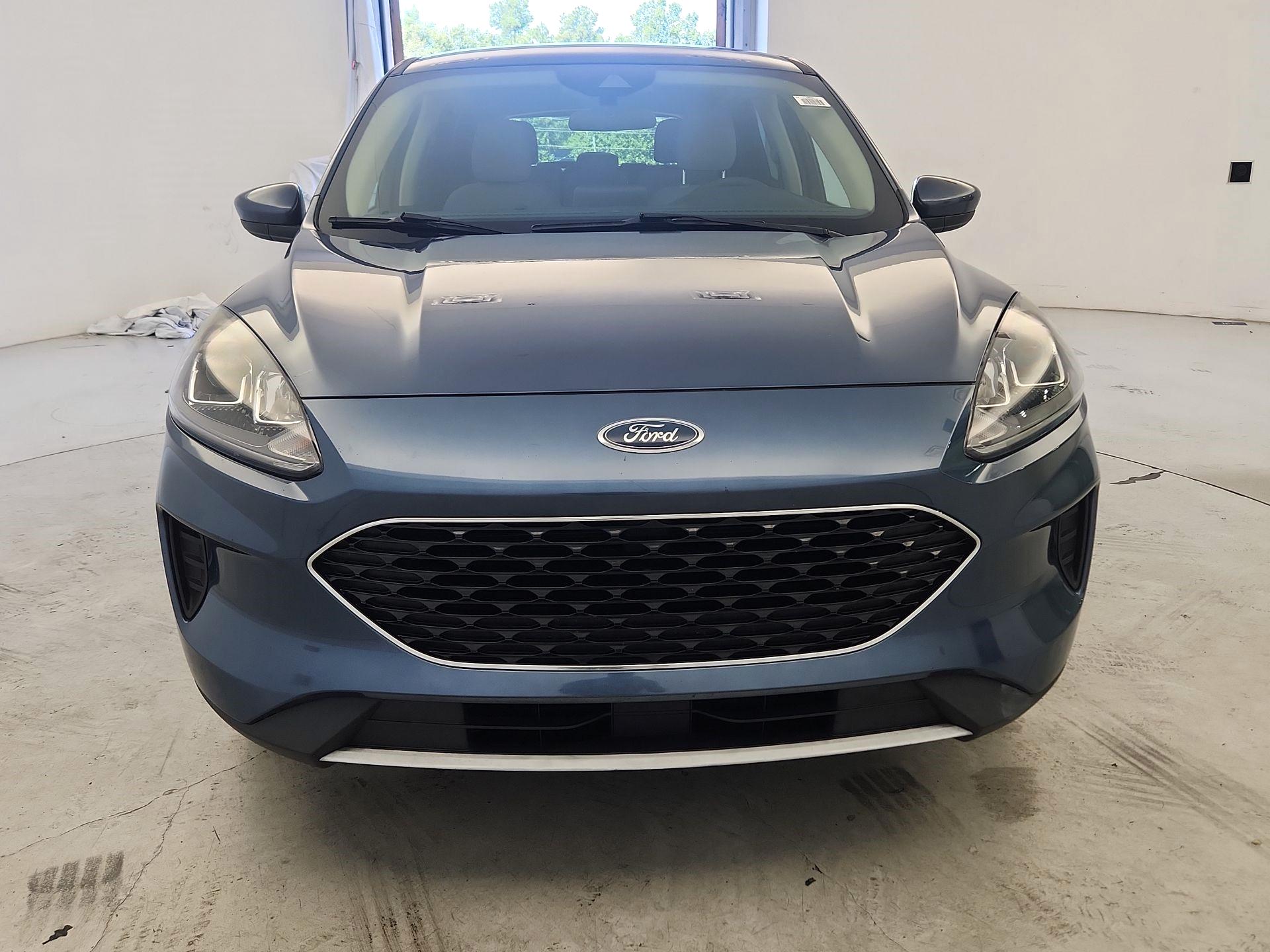 Thumbnail: 2020 Ford Escape - 2