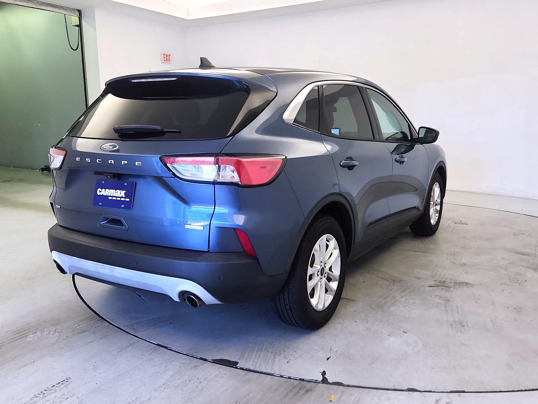 Thumbnail: 2020 Ford Escape - 5
