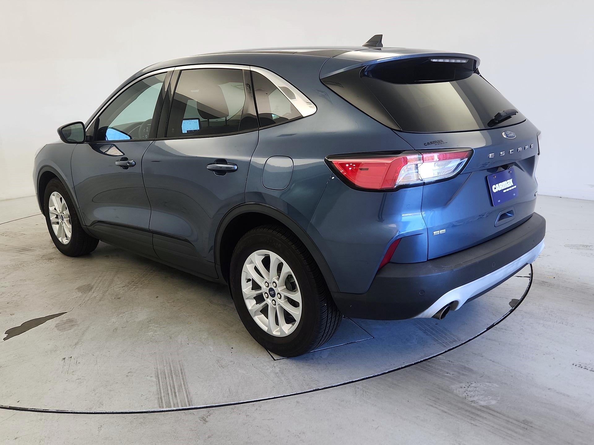 Thumbnail: 2020 Ford Escape - 7