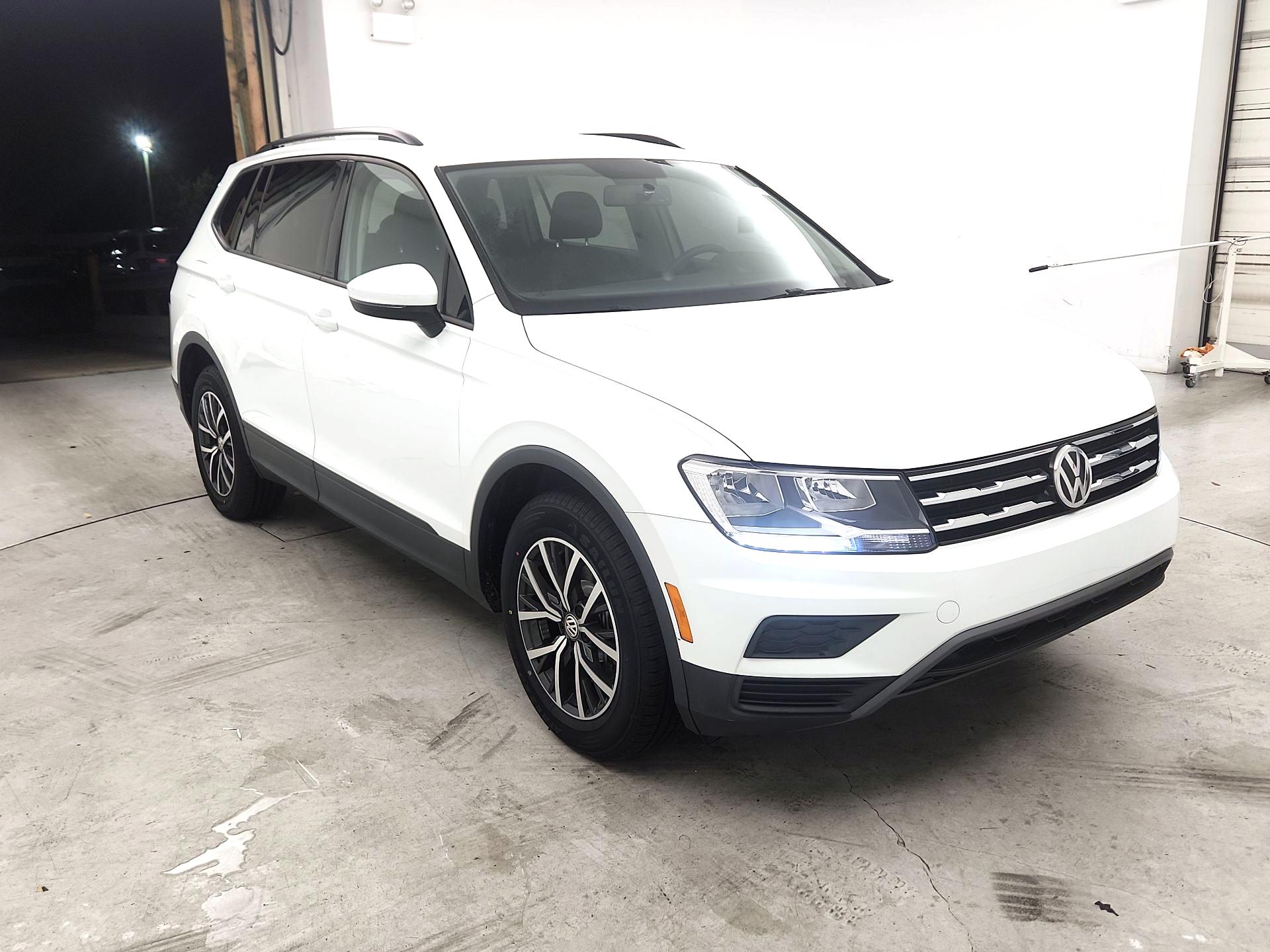Thumbnail: 2021 Volkswagen Tiguan - 1